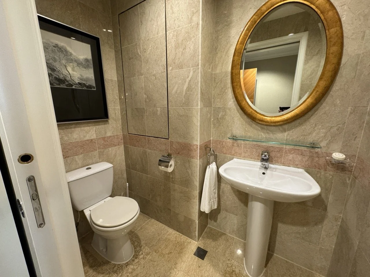 Tsim Sha Tsui Serviced Apartments - 3.jpeg