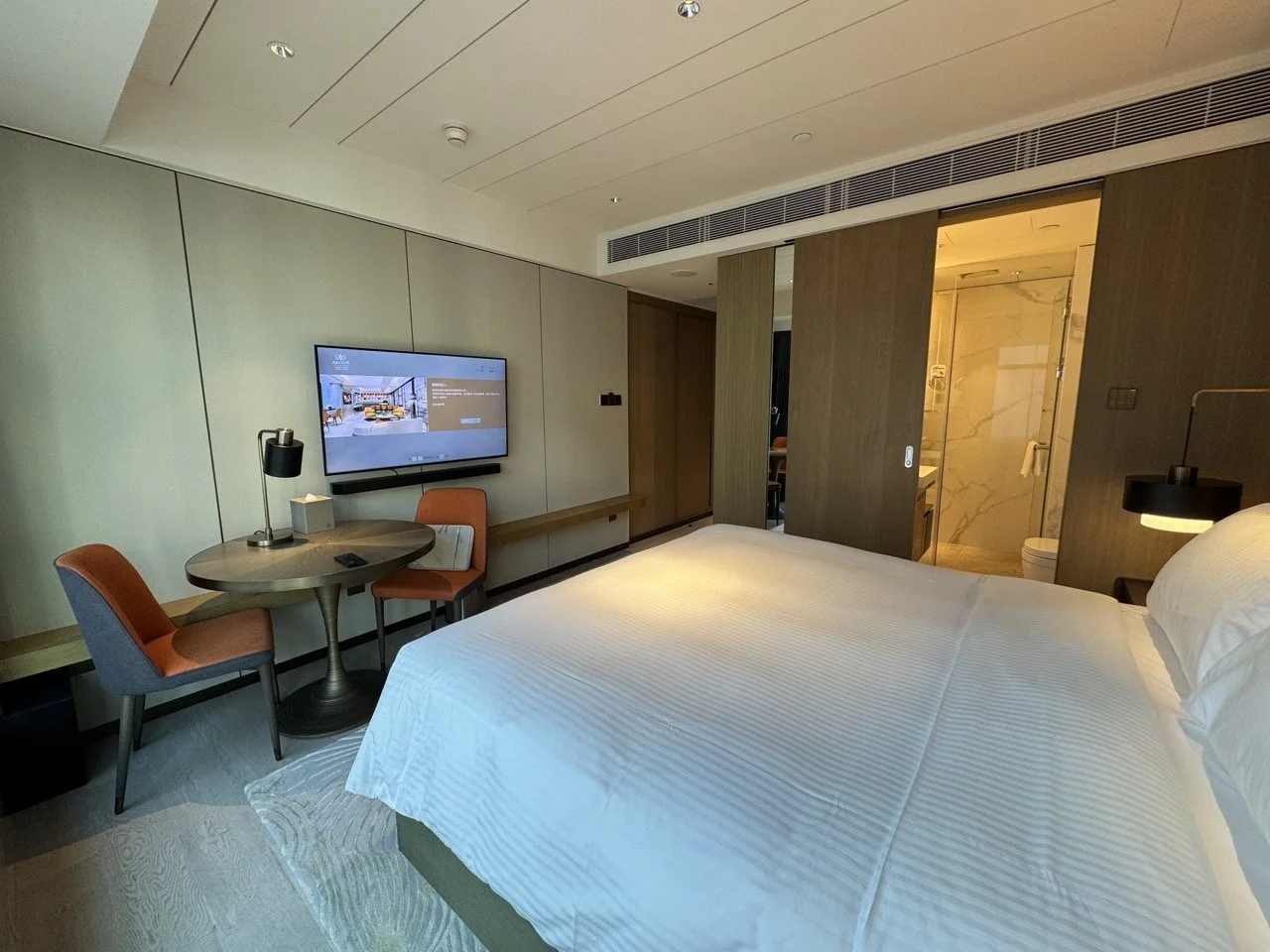 Studio Deluxe - 7.jpeg