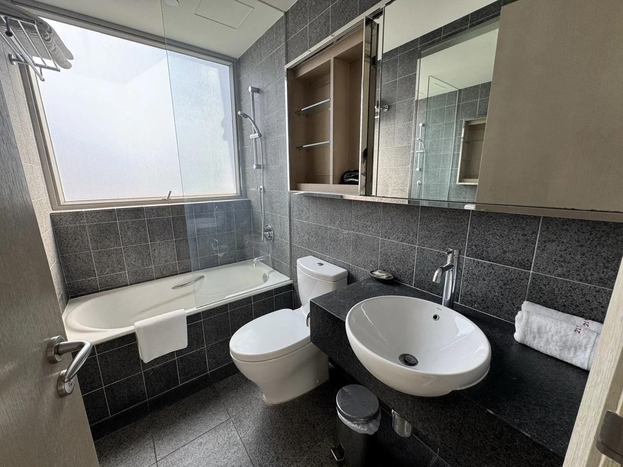 21 Whitfield - 3.jpeg