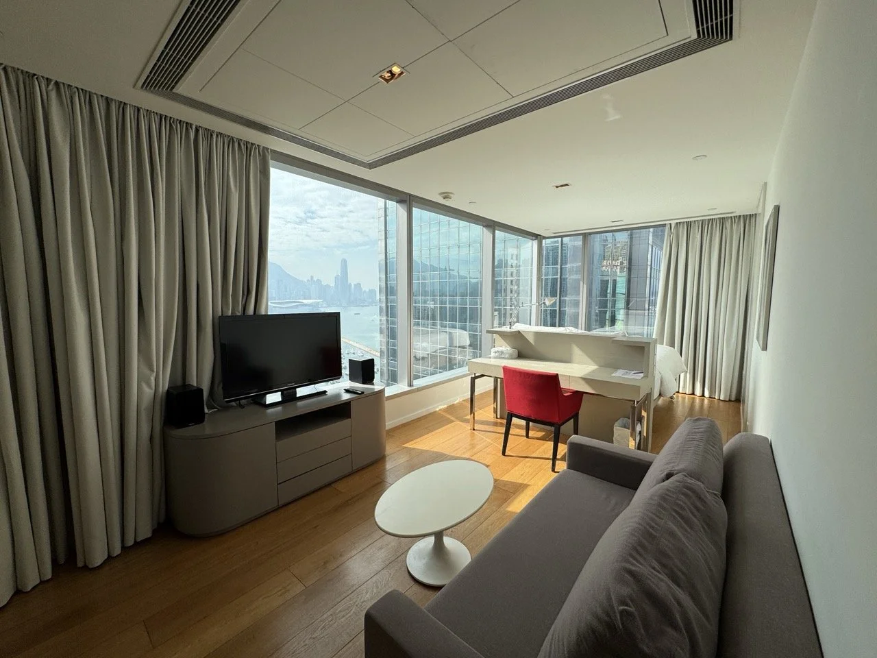 21 Whitfield - 5.jpeg