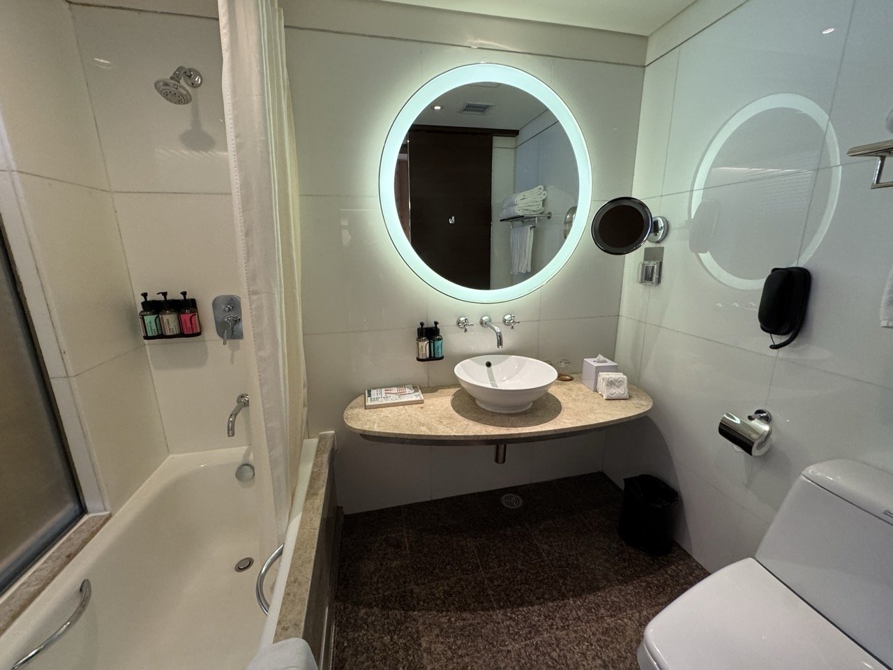 Nina Hotel Wong Chuk Hang - 5.jpeg