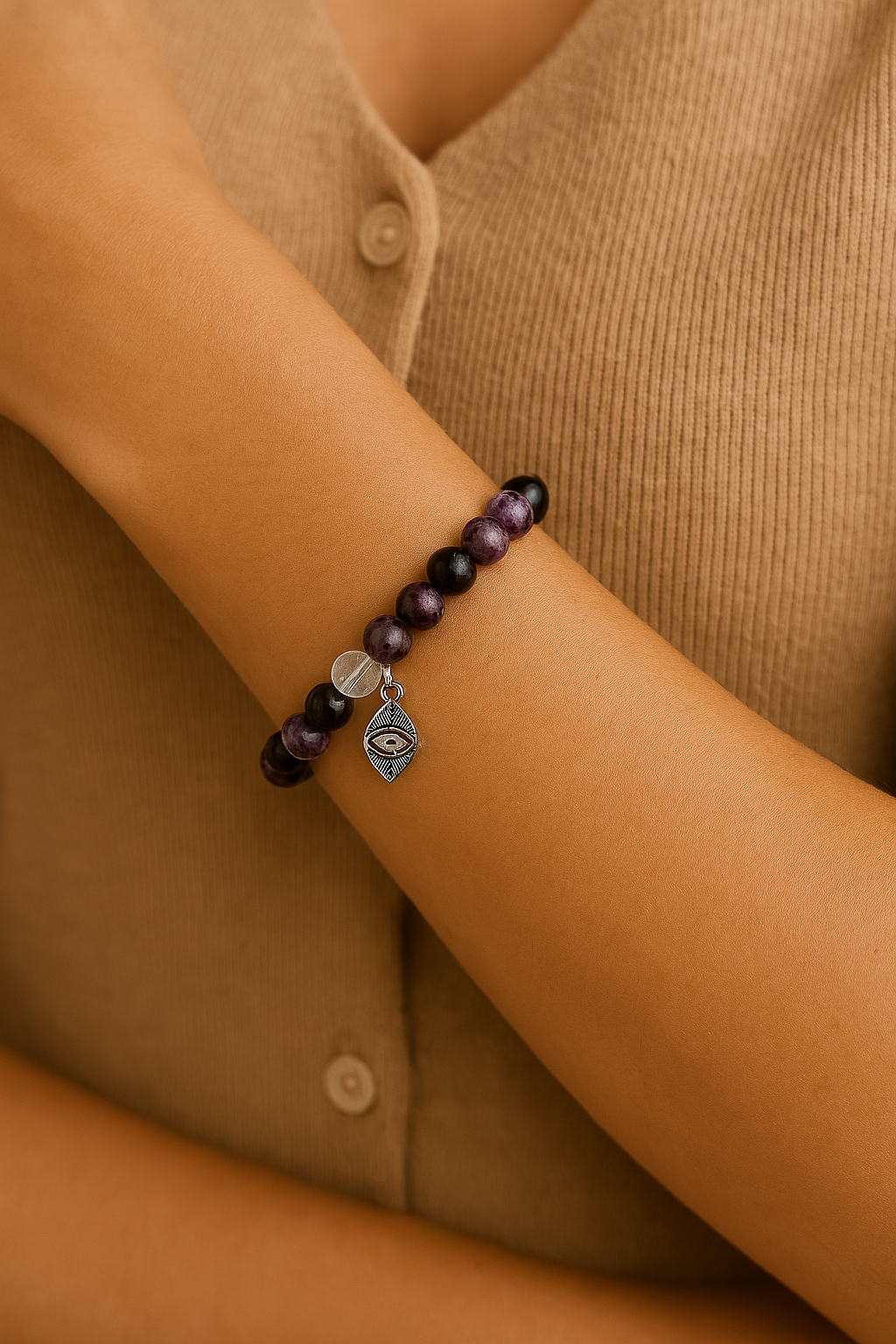 Ascending Guardian On ladies arm.png