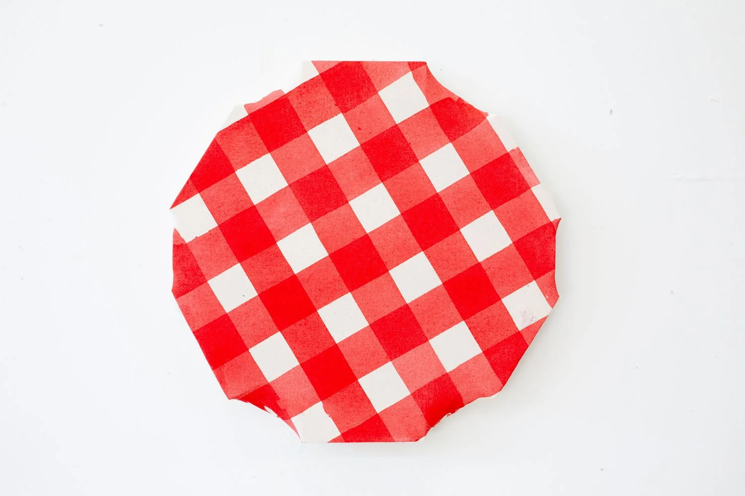 Gingham S Red, 2025, acrylic on canvas, 50 x 50 cm