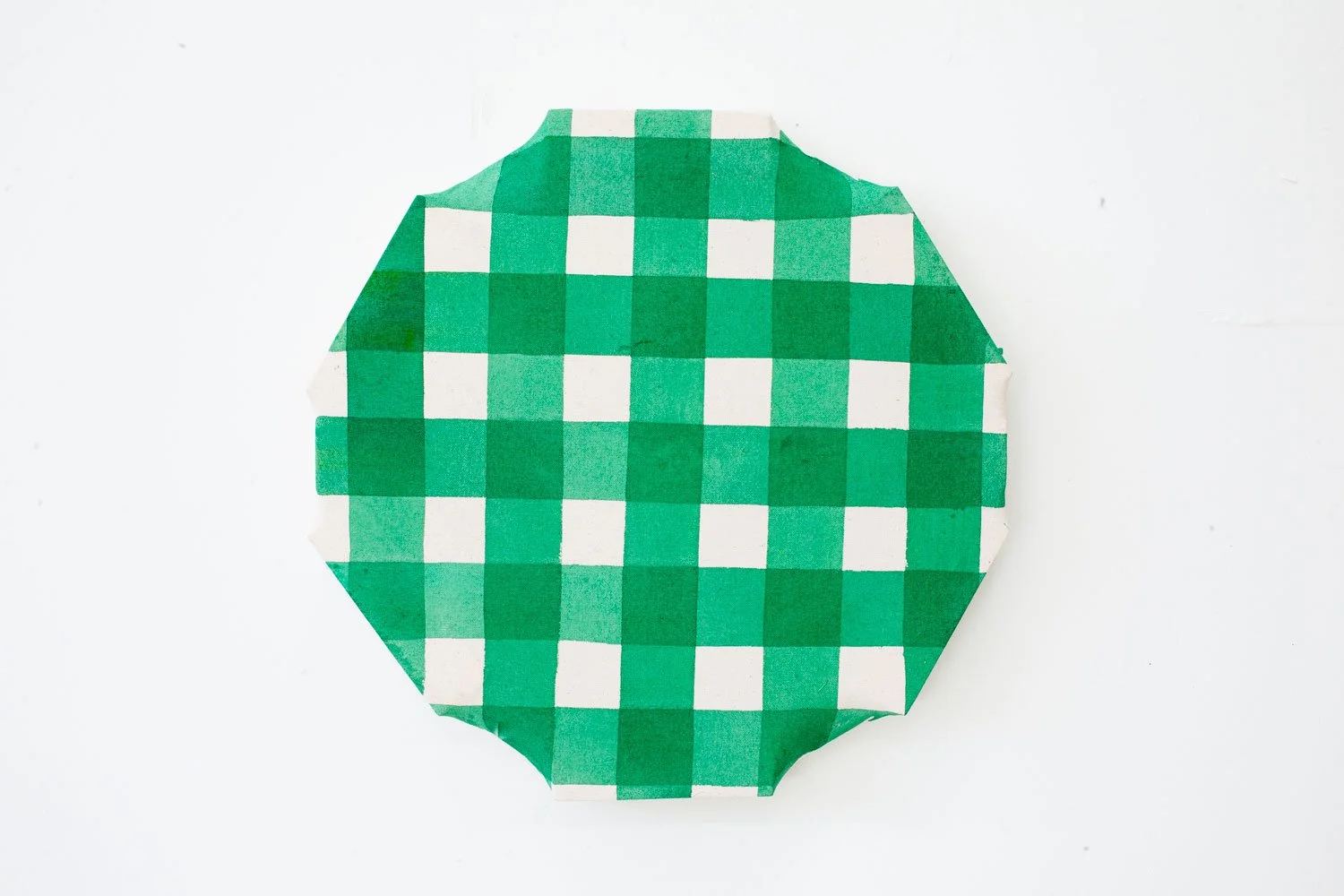 Gingham S Green, 2025, acrylic on canvas, 50 x 50 cm
