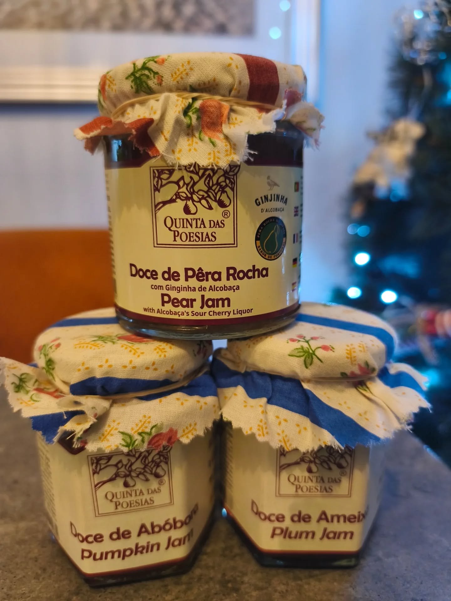 Every product has a story, and these three beauties were offered to us by our amazing producer @saboresdomalhado_64. These lovely james were crafted with care, patience and passion by a small producer in Alcoba&ccedil;a, Portugal @quintadaspoesias, j