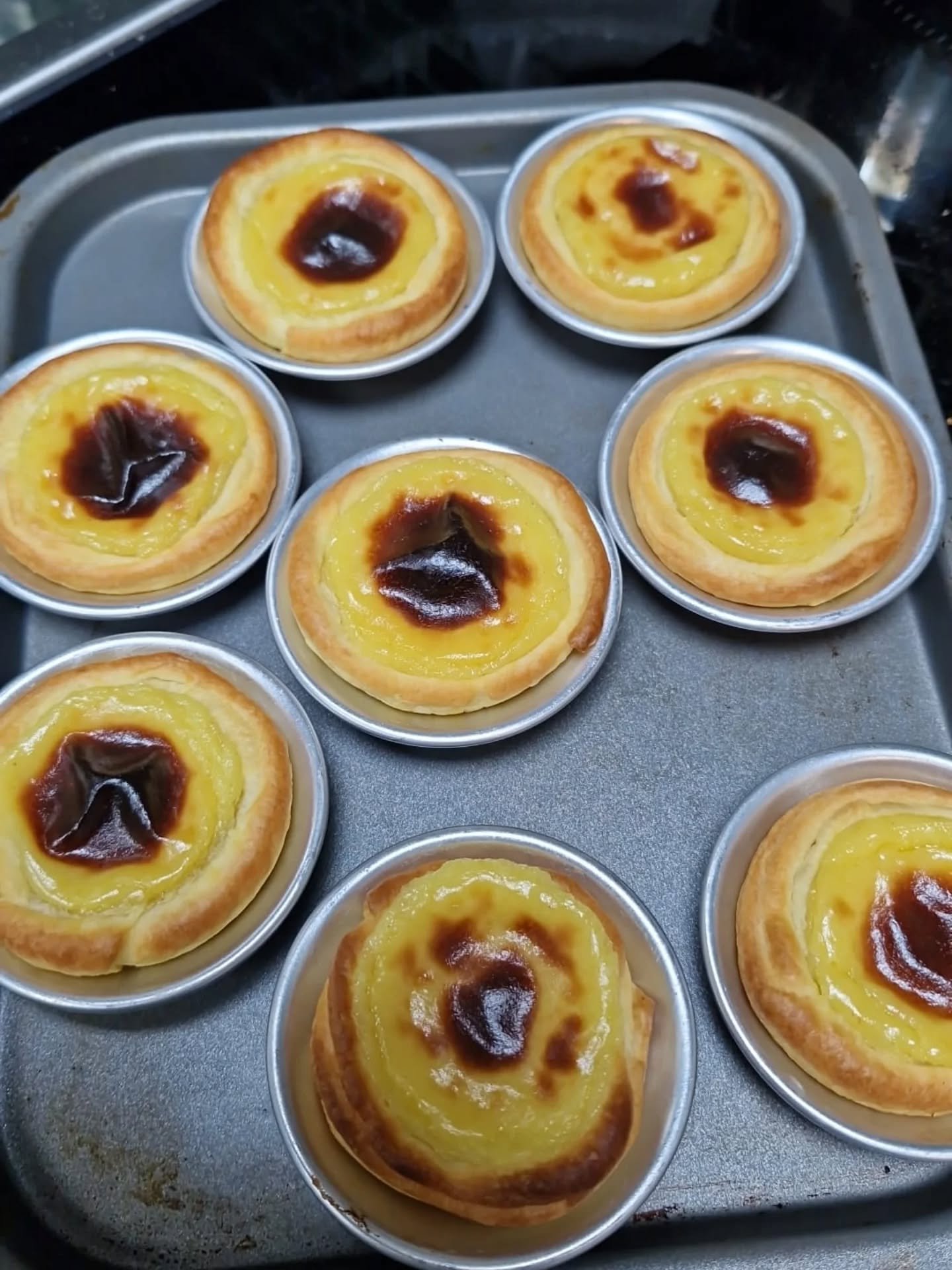 Can you feel the smell in the air, Headford? ✨

Freshly baked, handmade Past&eacute;is de Nata
filling the town and bringing neighbours together.
Pop into Salt &amp; Stories, say hello,
and share something sweet right here in Headford Town