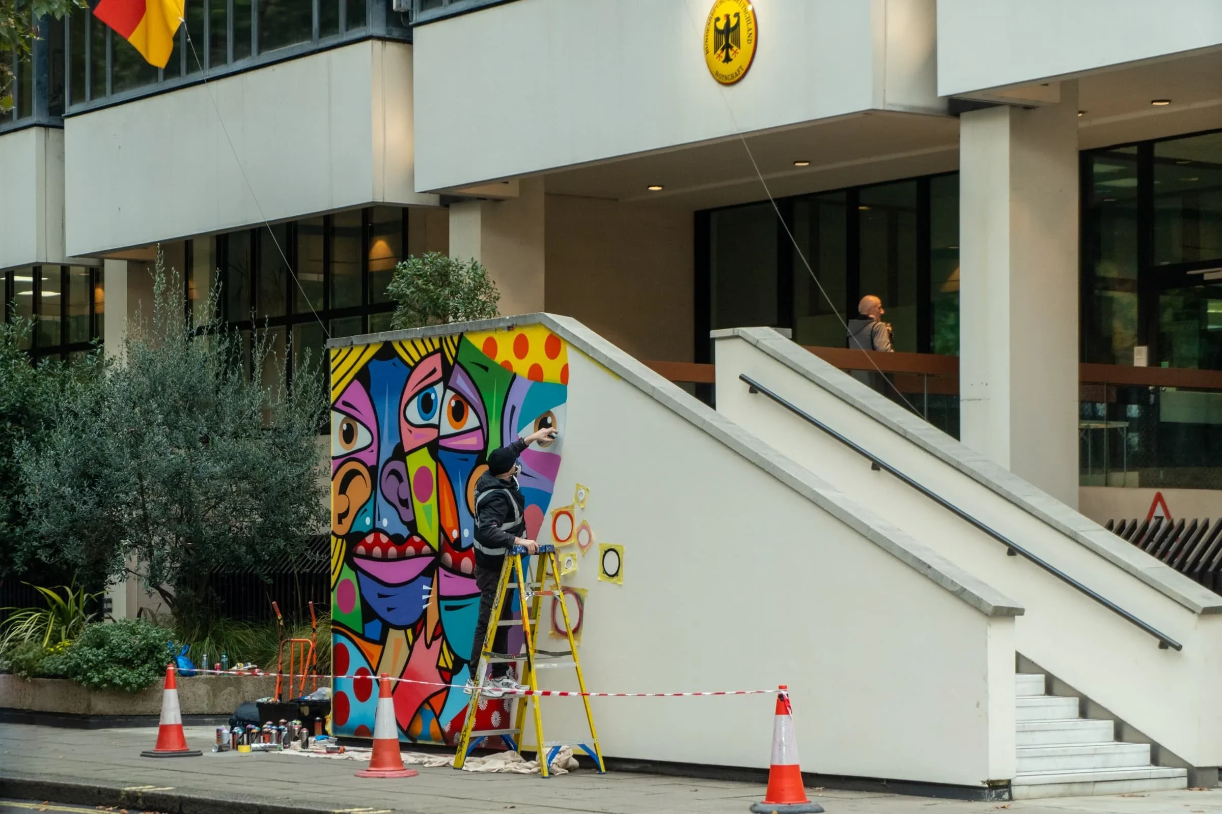 AT022_hunto_london-mural-festival-15.webp