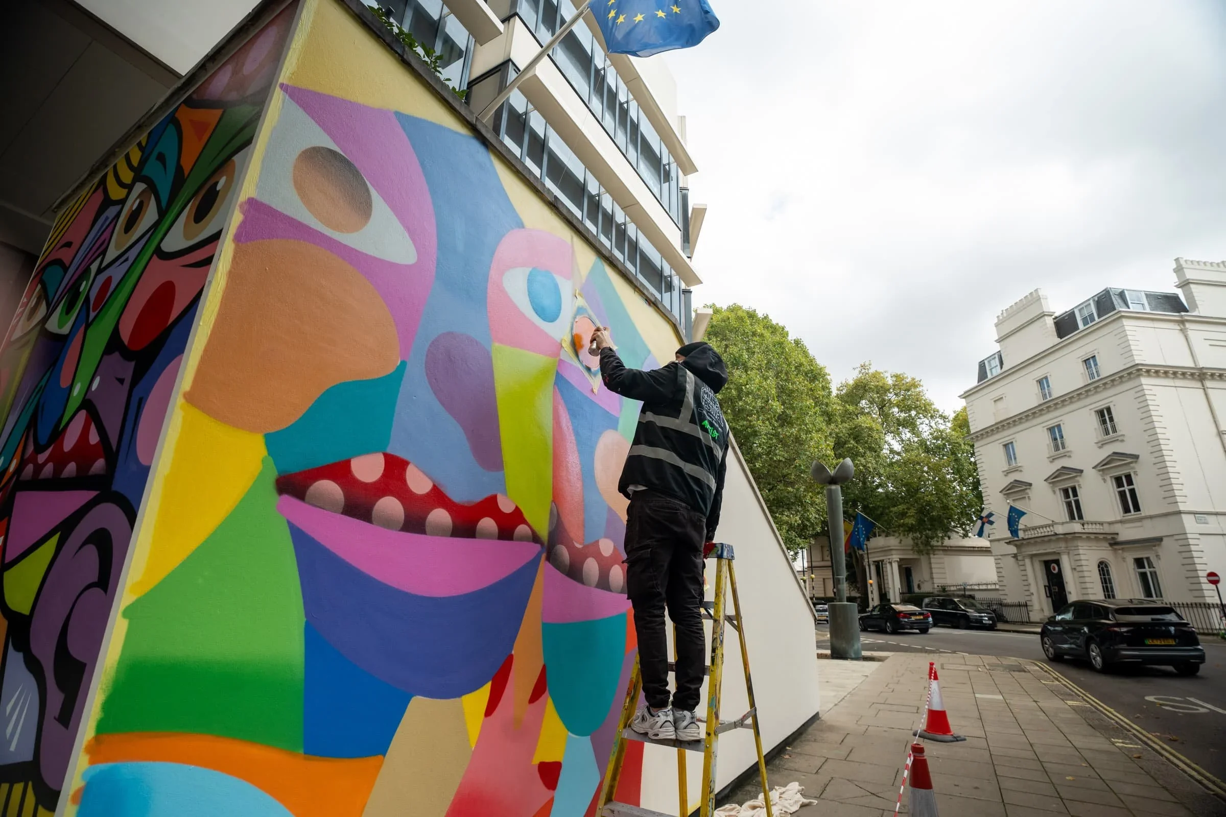 AT022_hunto_london-mural-festival-11.webp