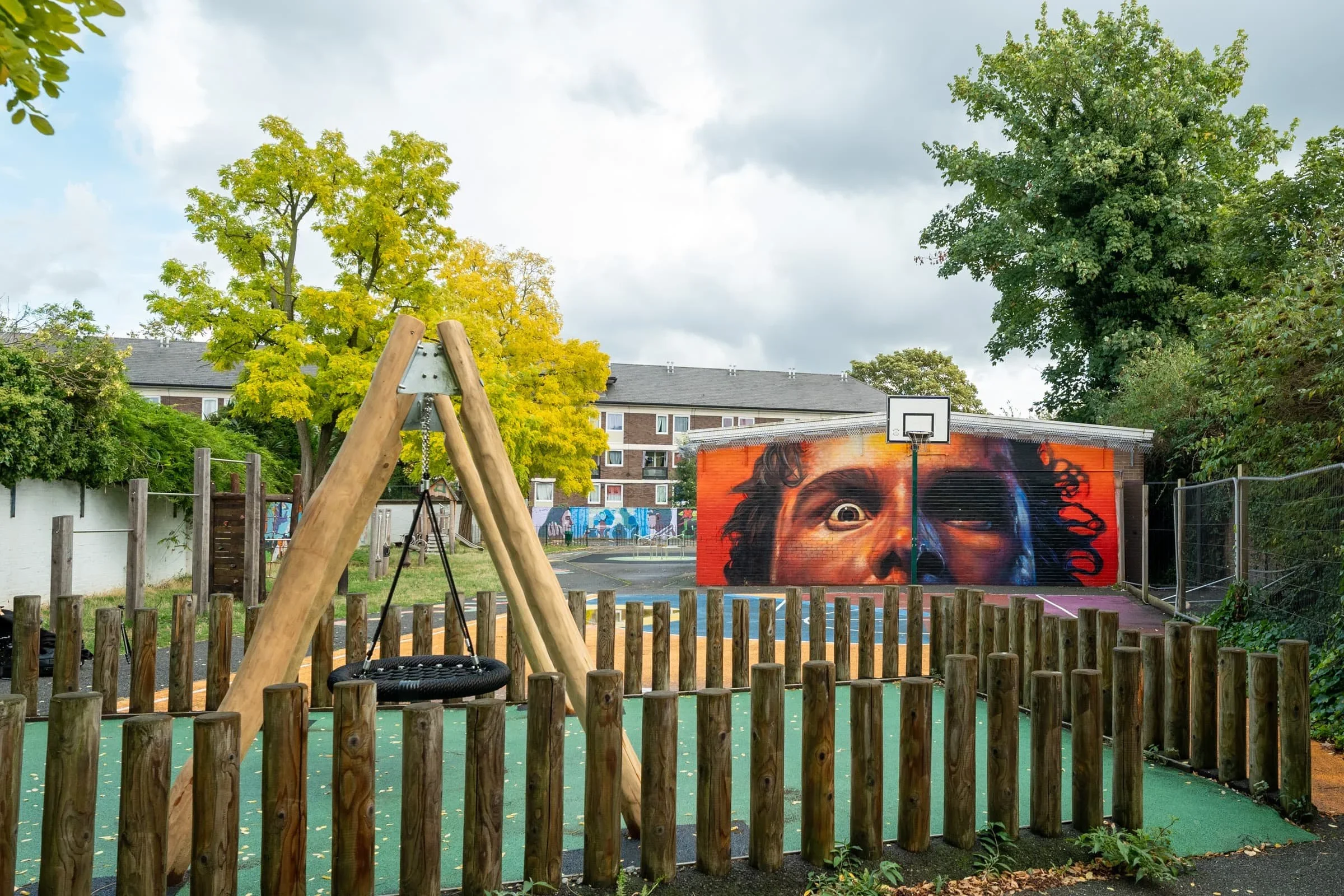 AT036_io_london-mural-festival-14 (1).webp