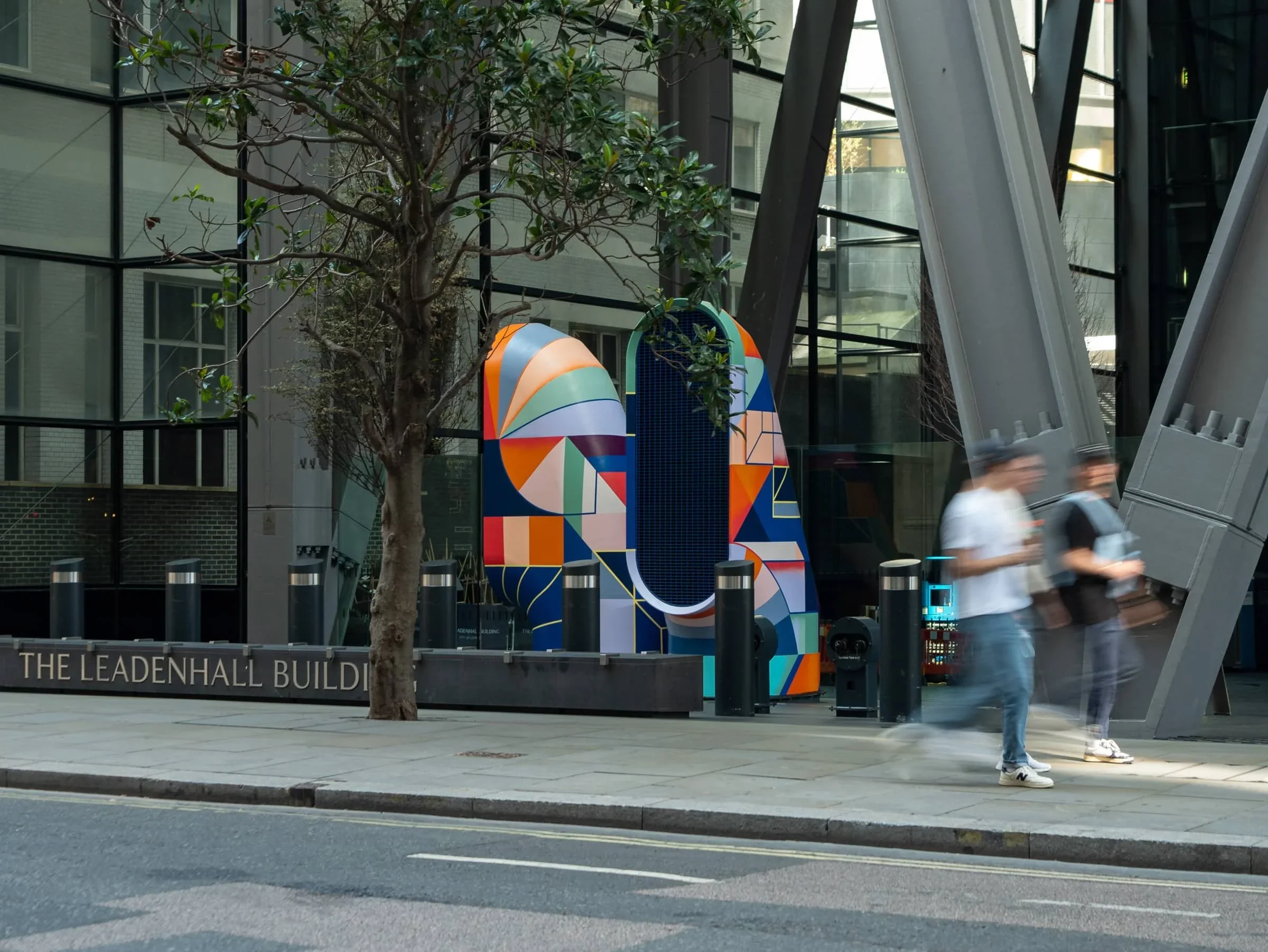 Artist: Anna Ovni
Mural location: The Leadenhall Building, EC3V 4AB