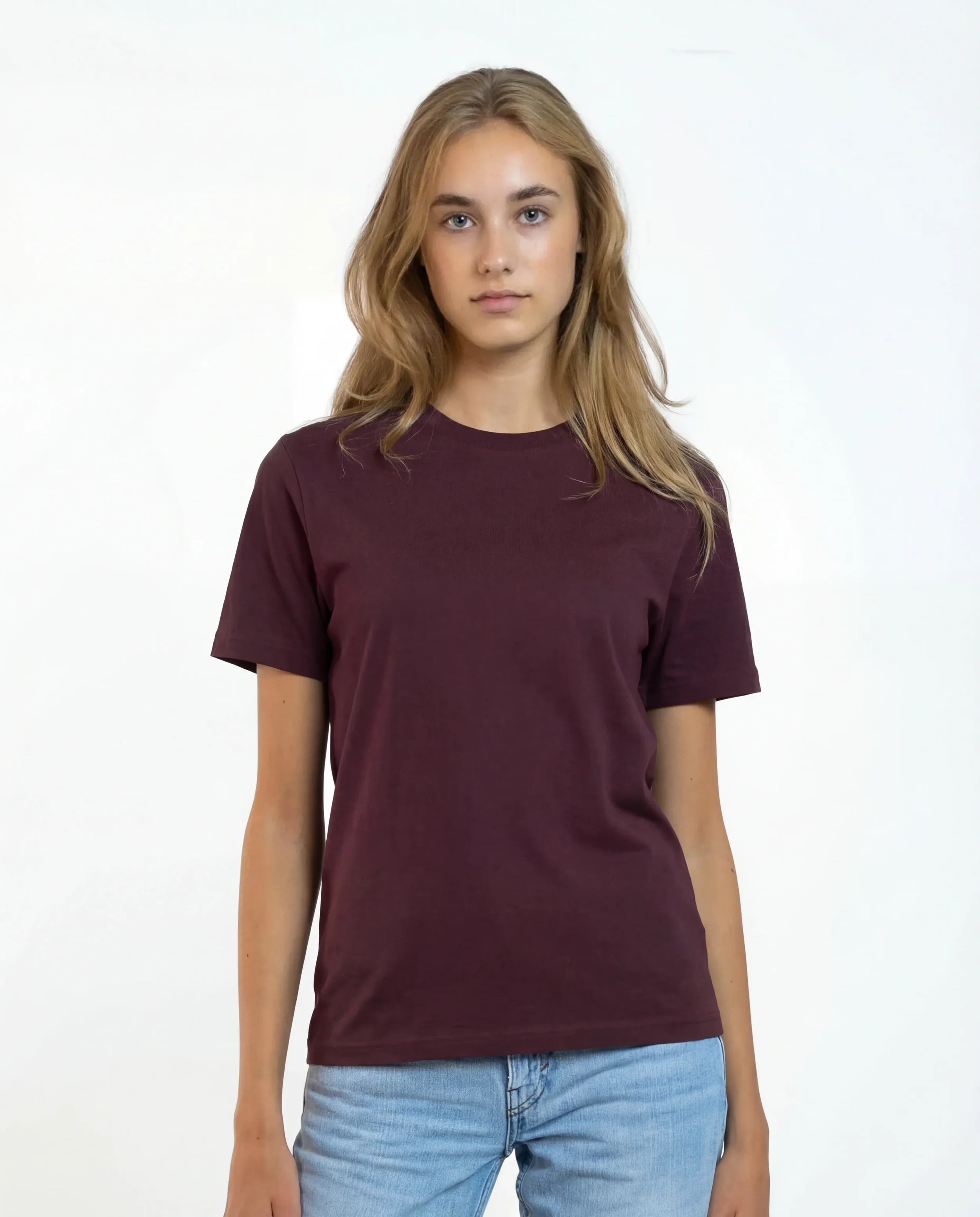 Eleven_Red Brown_web01.webp