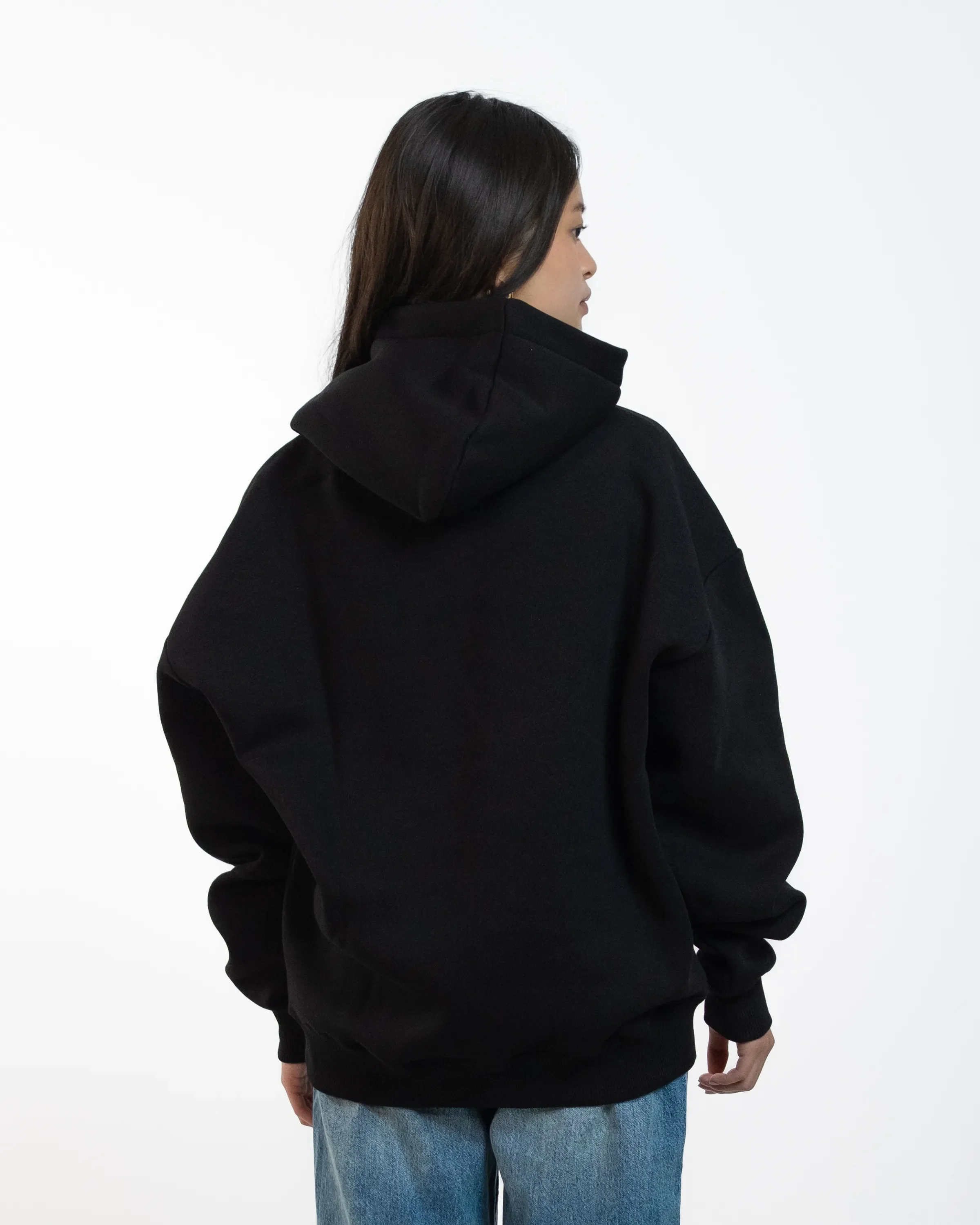 Mike_Oversized_black_druck03.webp