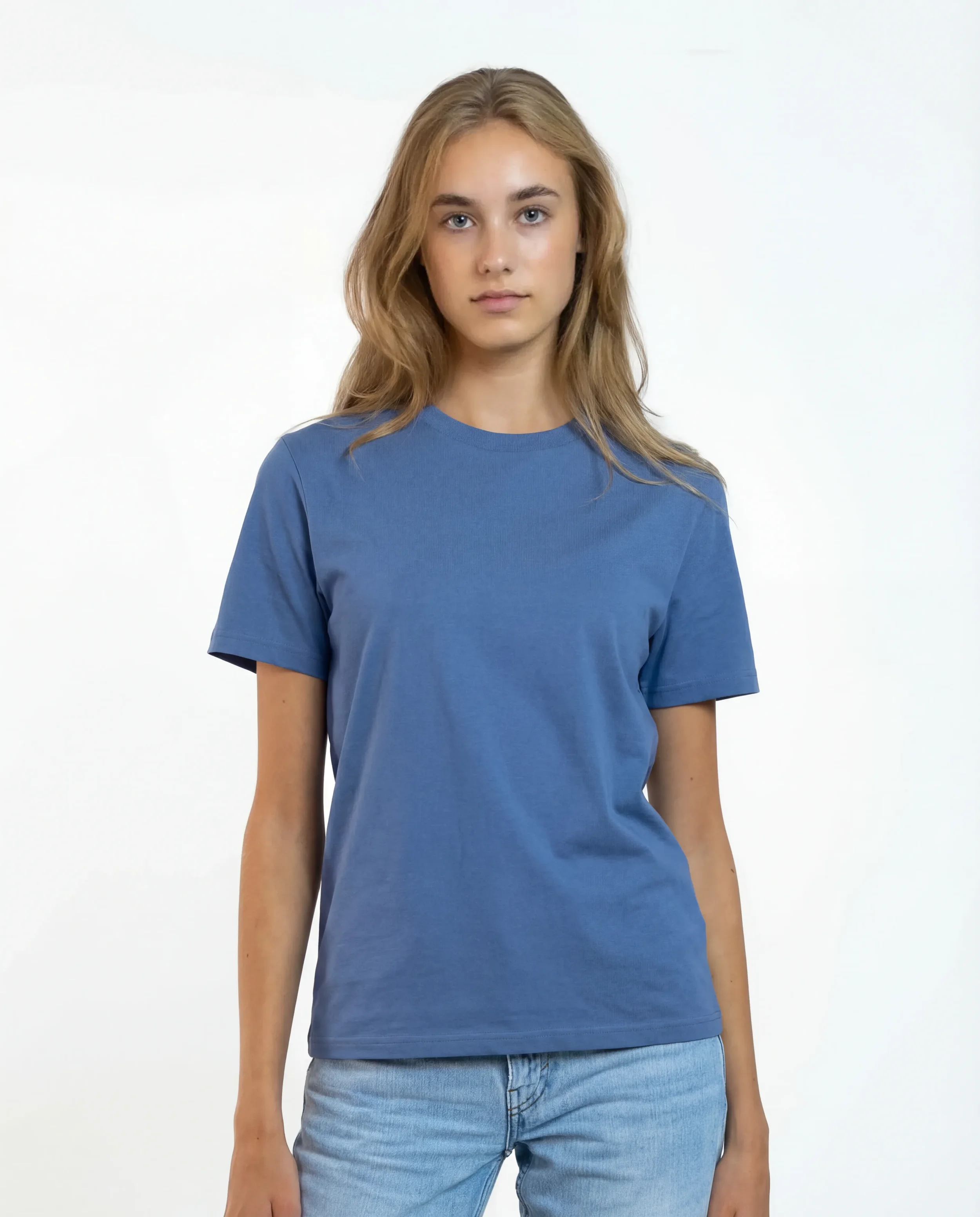 Eleven_bright blue_web01.webp