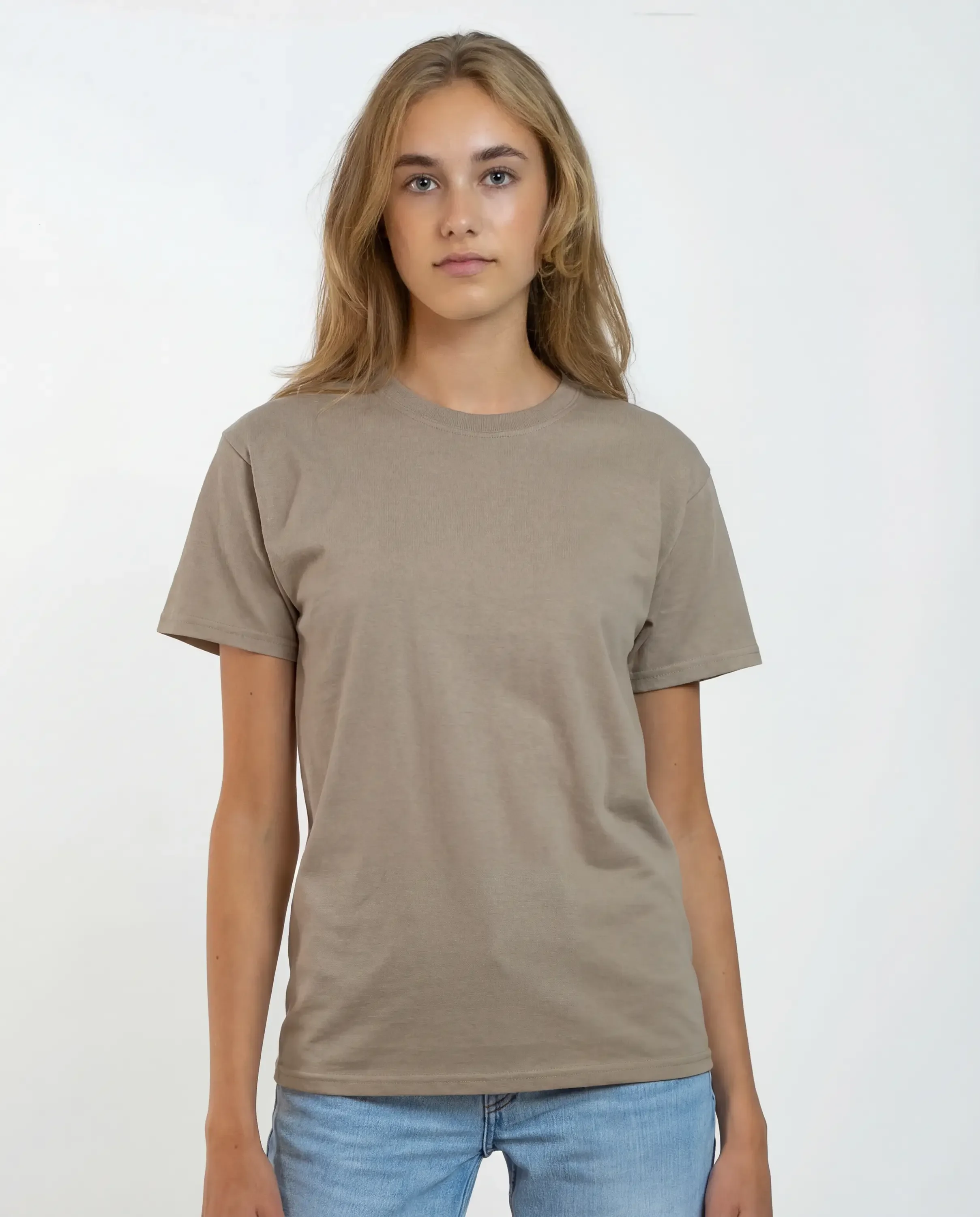 Harry_khaki_web01.webp