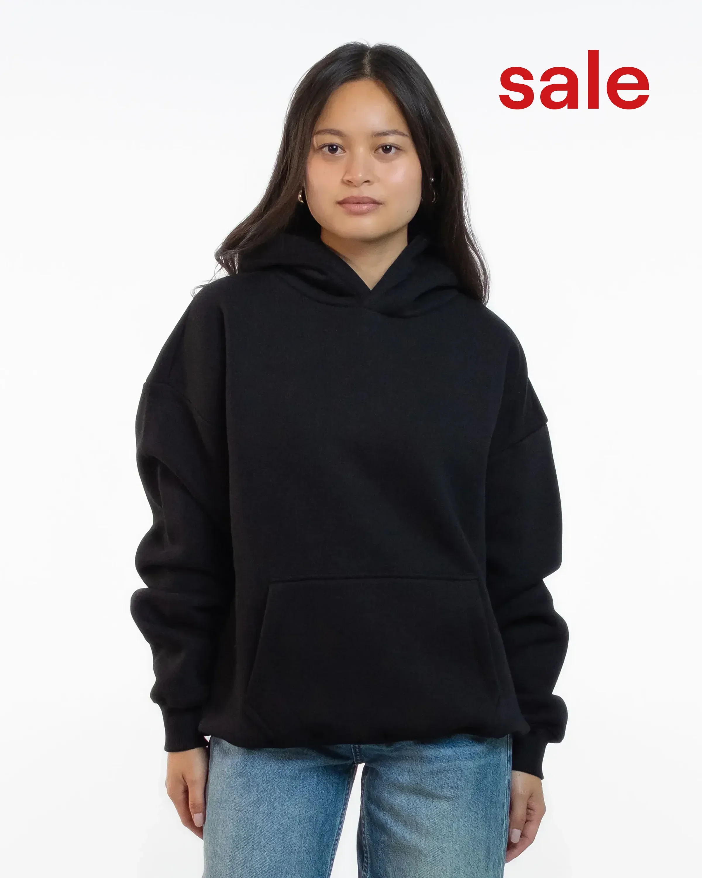 Mike_Oversized_black_web02-sale.webp