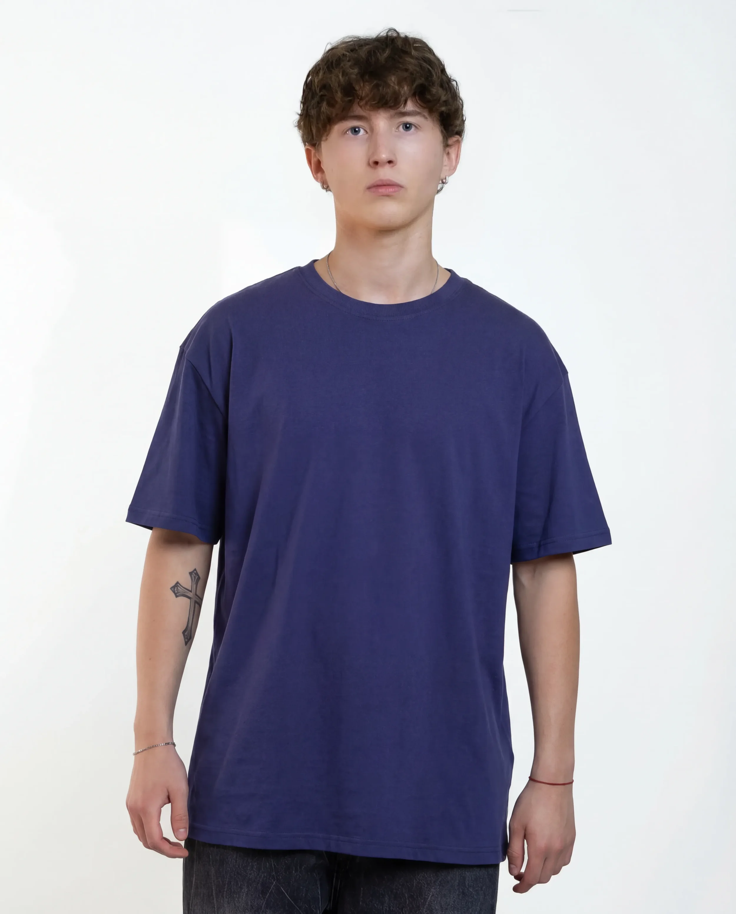 Conrad_light navy_web01.webp