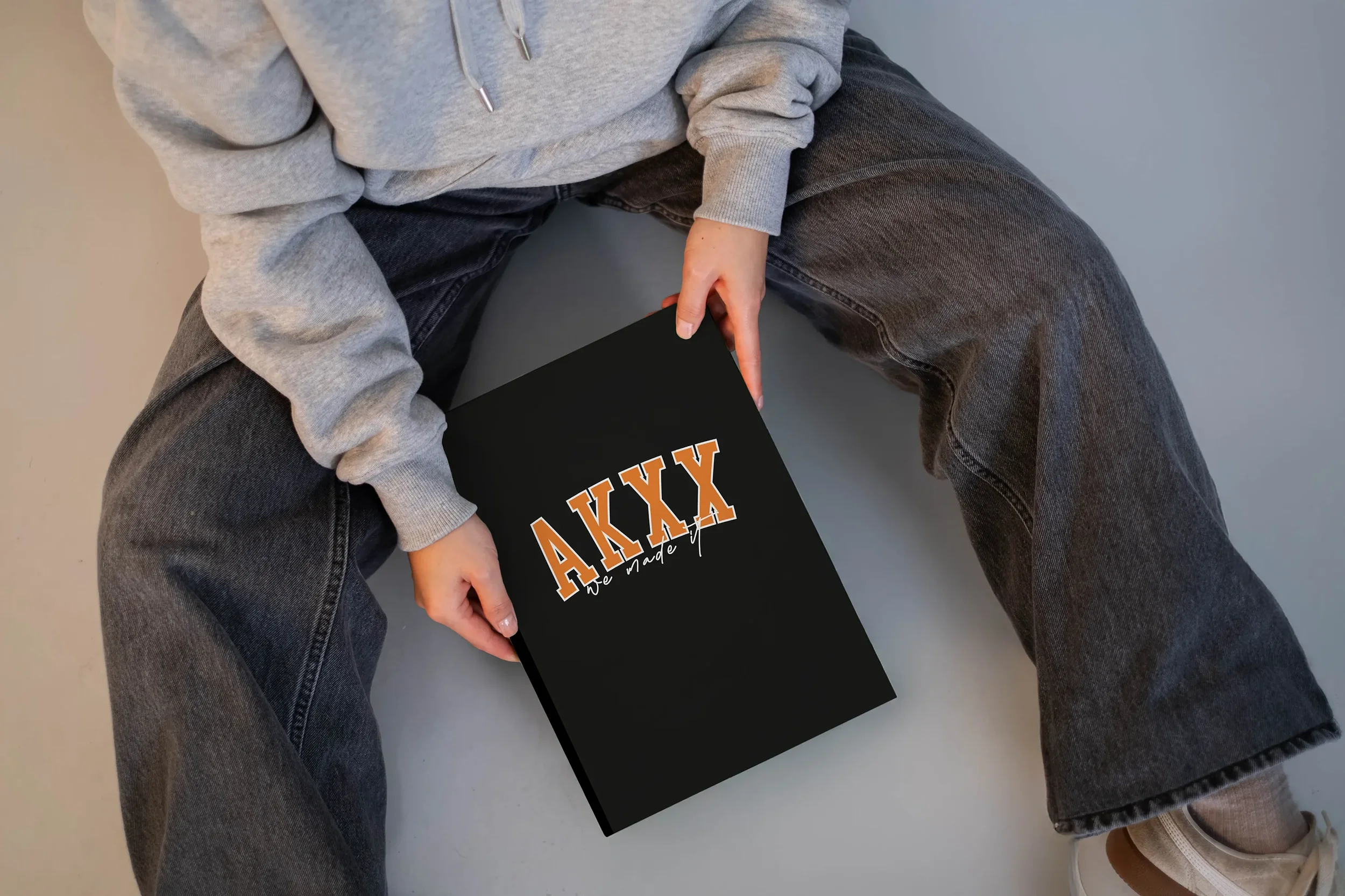 AKXX: We made it - 01