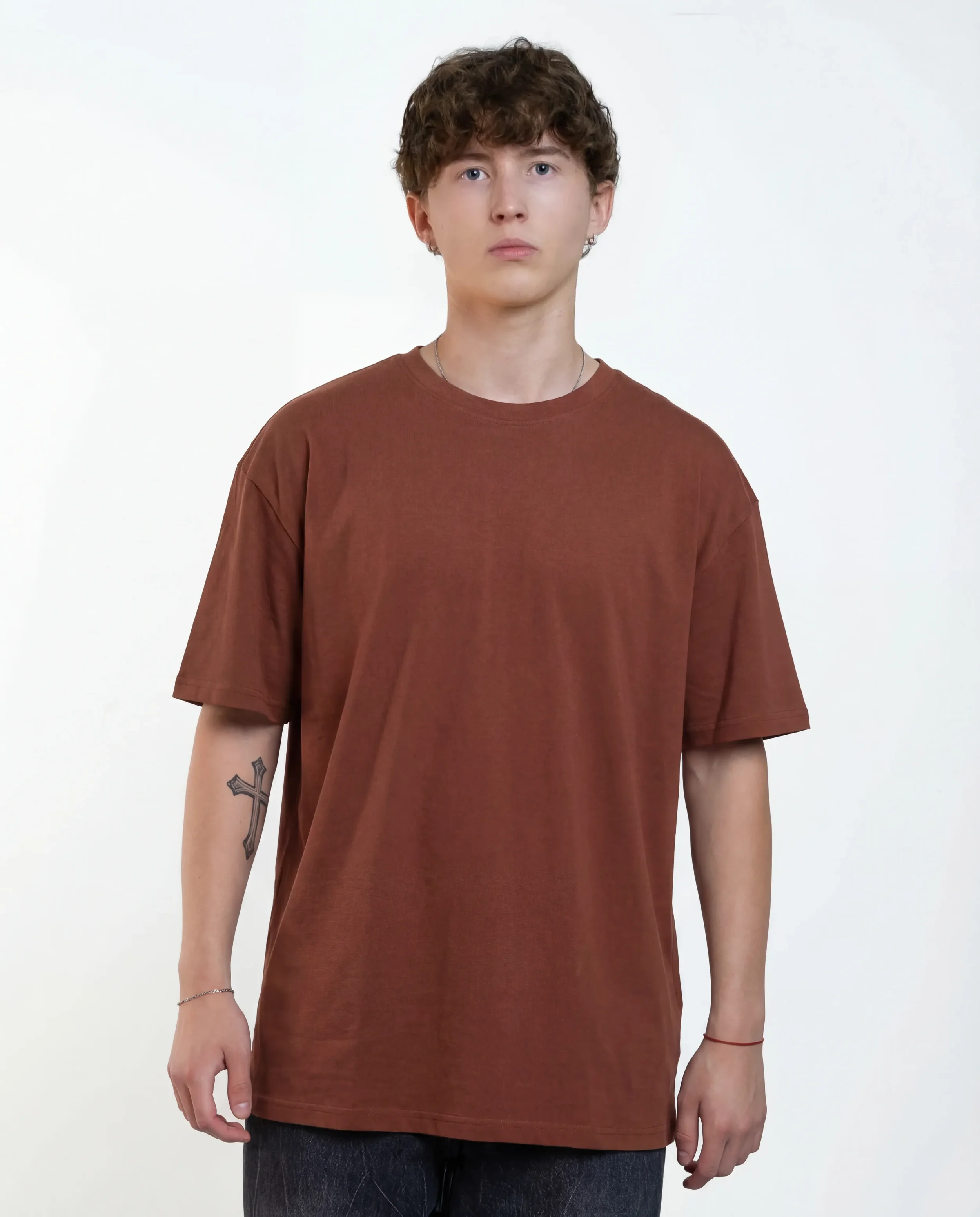 Conrad_chocolate brown_web01.webp