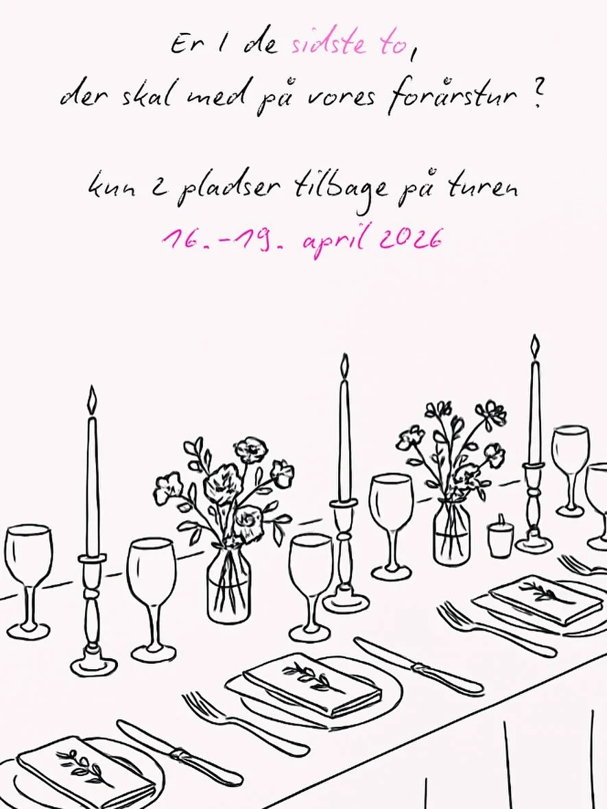 Der er kun to pladser tilbage p&aring; vores for&aring;rsstrikketur, send os en besked hvis du vil v&aelig;re med 💖
Vi bor i den samme sk&oslash;nne lejlighed og vi har tilf&oslash;jet en lille dag mere til programmet⭐️ #knittinginparis