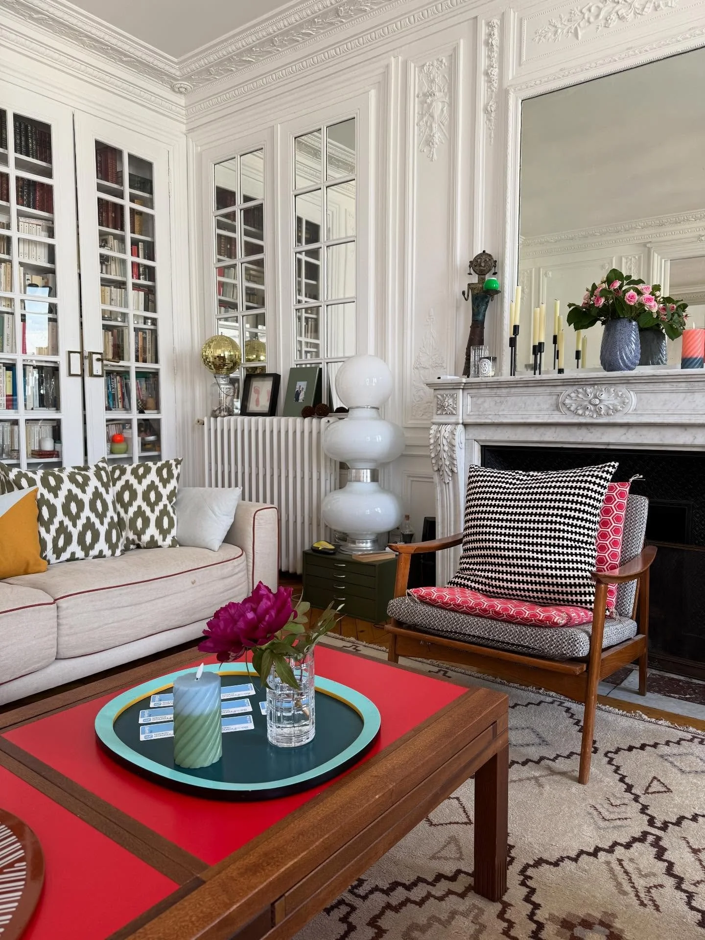 S&aring; er vi simpelthen klar til at ta&rsquo; imod vores g&aelig;ster
i vores sk&oslash;nne lejlighed i Paris 🇫🇷
4 dage i sol og 20 grader med 7 glade strikkepiger, det bliver fantastisk &hearts;️
F&oslash;lg med de n&aelig;ste dage✨✨#knittinginp