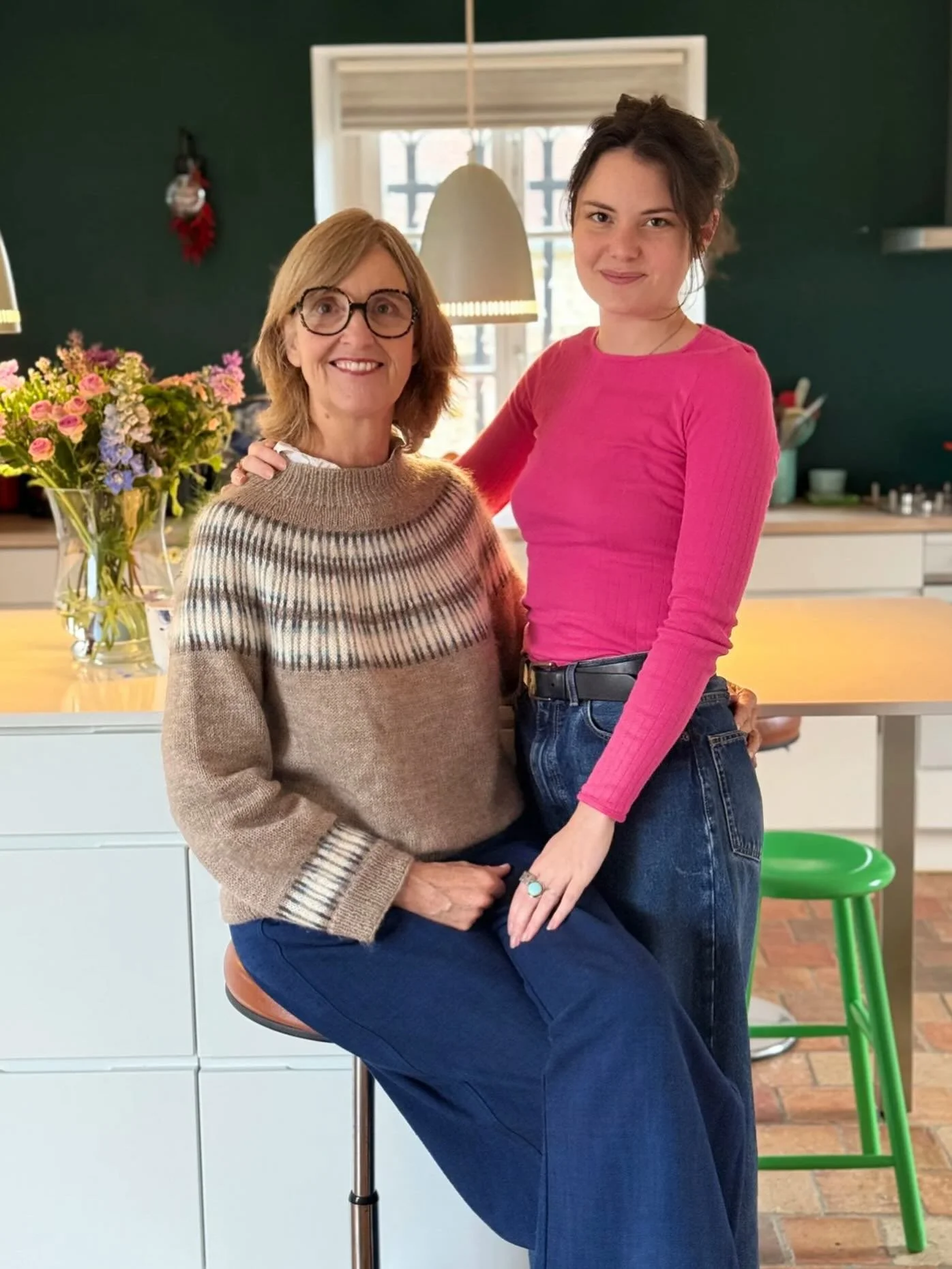 Jeg (Mathilde) skriver ikke s&aring; tit p&aring; Instagram, men jeg havde lyst til at dele nogle tanker i forhold til mors dag.

For et &aring;rs tid siden kom min mor og fortalte om sin id&eacute; om strikketure til Paris, og jeg blev med det samme