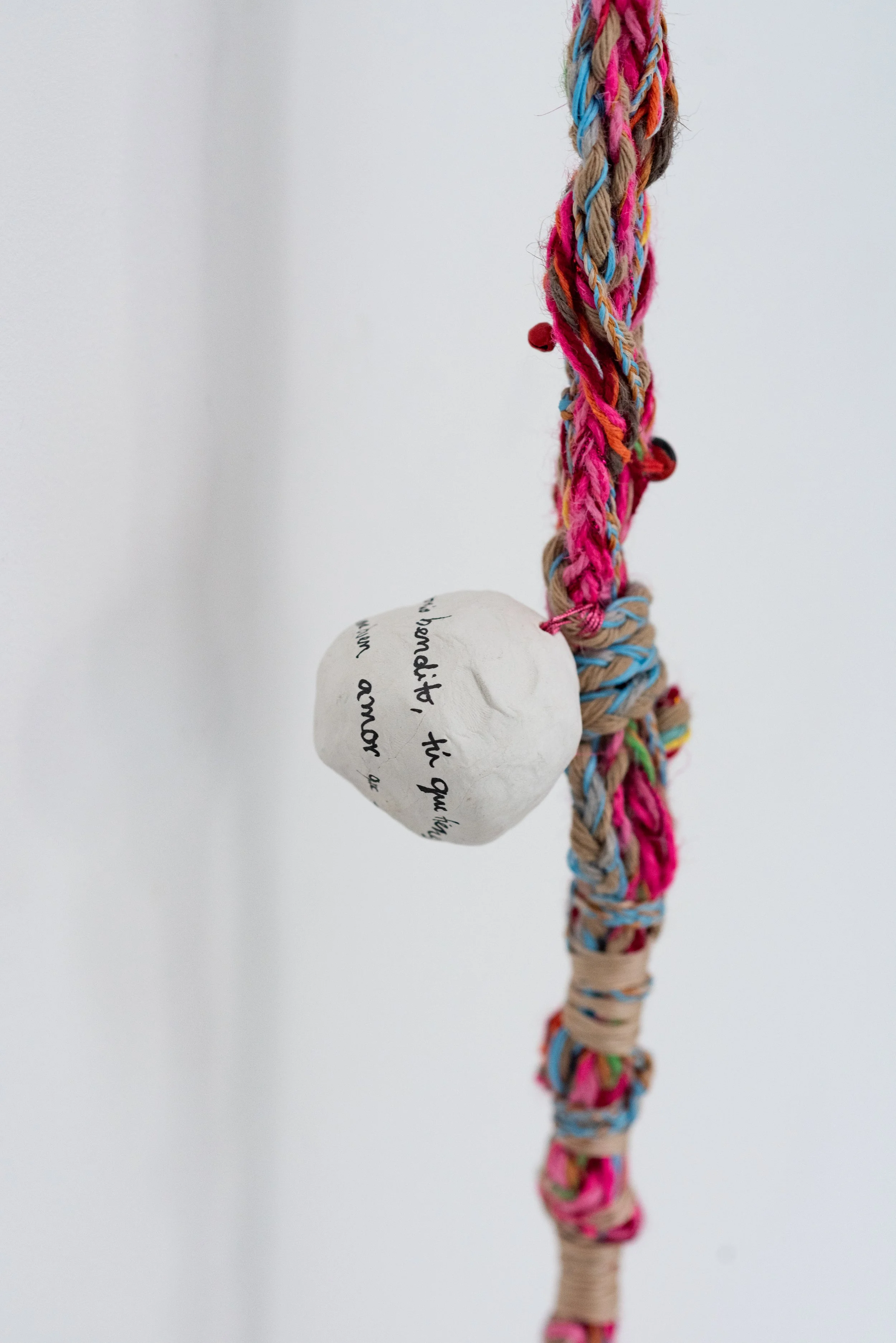 Prayer to San Antonio onto clay ball