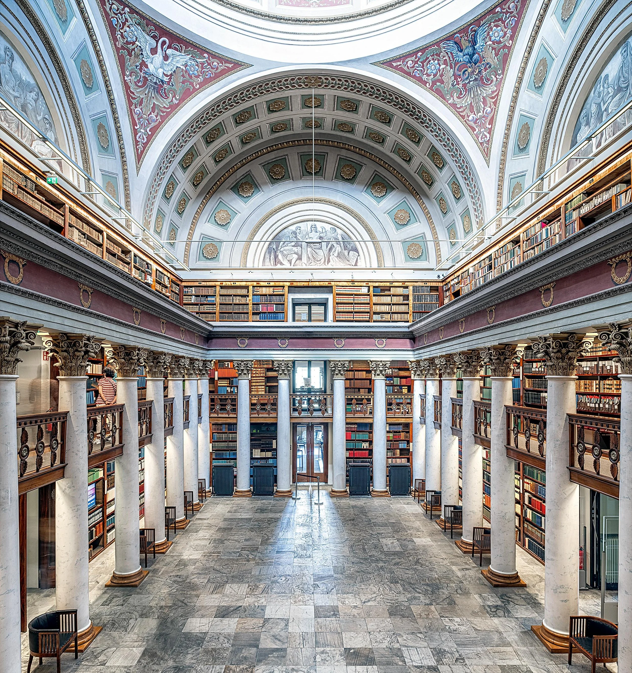 bibliotek_Z724382-HDR-Pano-Edit-Edit.jpg