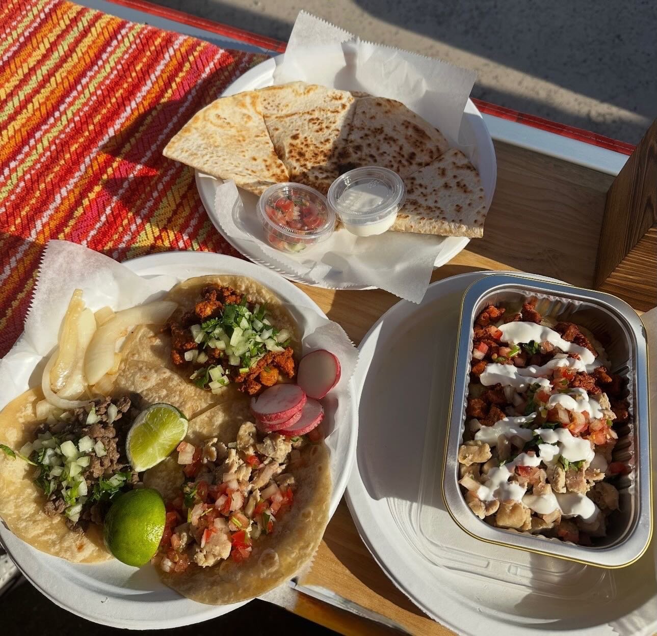 🌮🔥 BIG WEEKEND FOR LA SHUNCA 🔥🌮

FRIDAY (4/17)
📍 SMLCA Ospreys Game Night 
🕔 Serving 5PM 

SATURDAY
📍 Lynchburg Wine &amp; Music Festival 🍷
⏰ 12PM - 7PM

$4 tacos &bull; Loaded Papa Shunca &bull; Fresh quesadillas

Everything made with fresh 