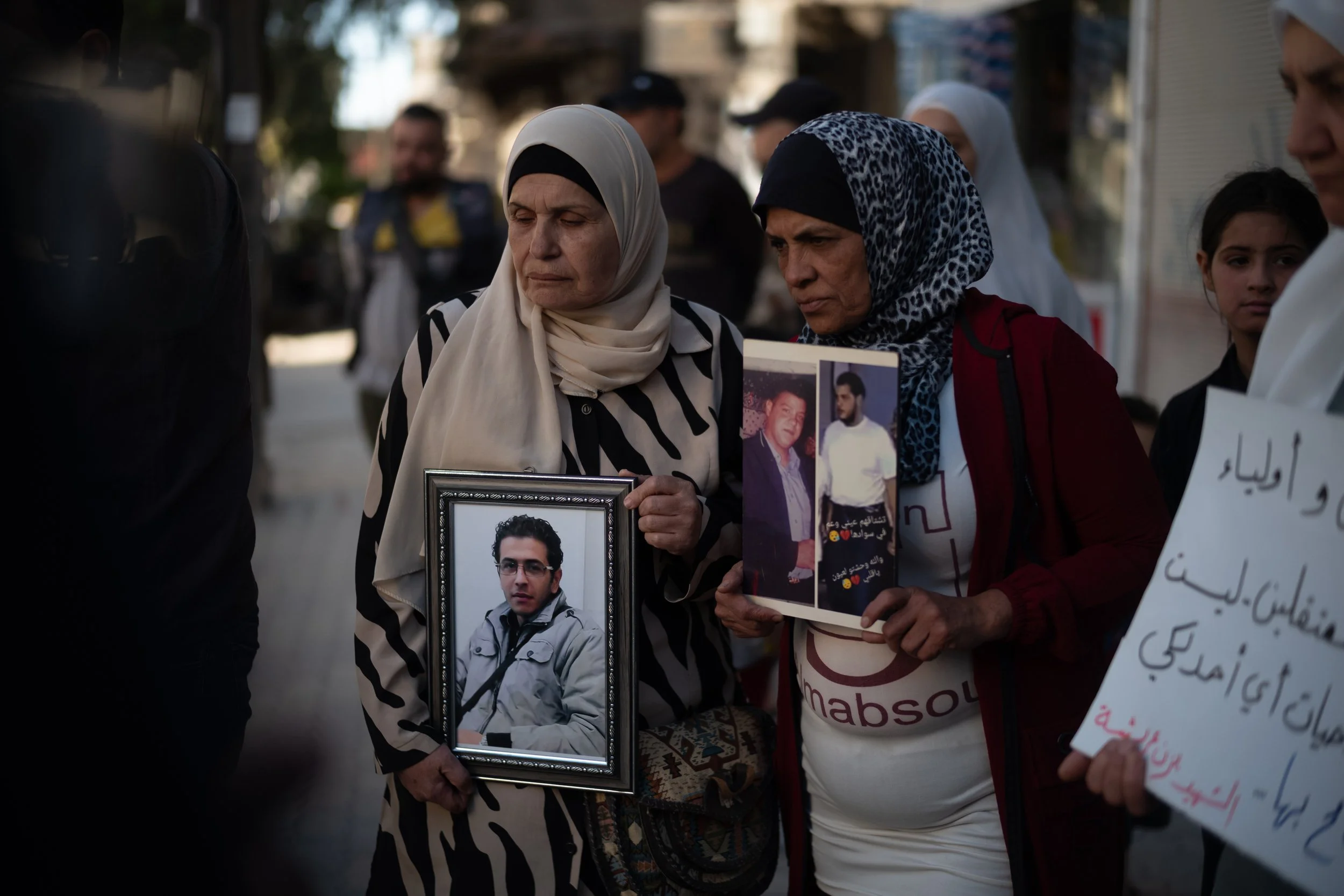 In post Assad Syria, the Tents of Truth allow the families of victims to express themselves about truth and justice. Here in Yarmouk, commonly called Little Palestine, several families have gathered to speak about this essential pursuit of truth and 