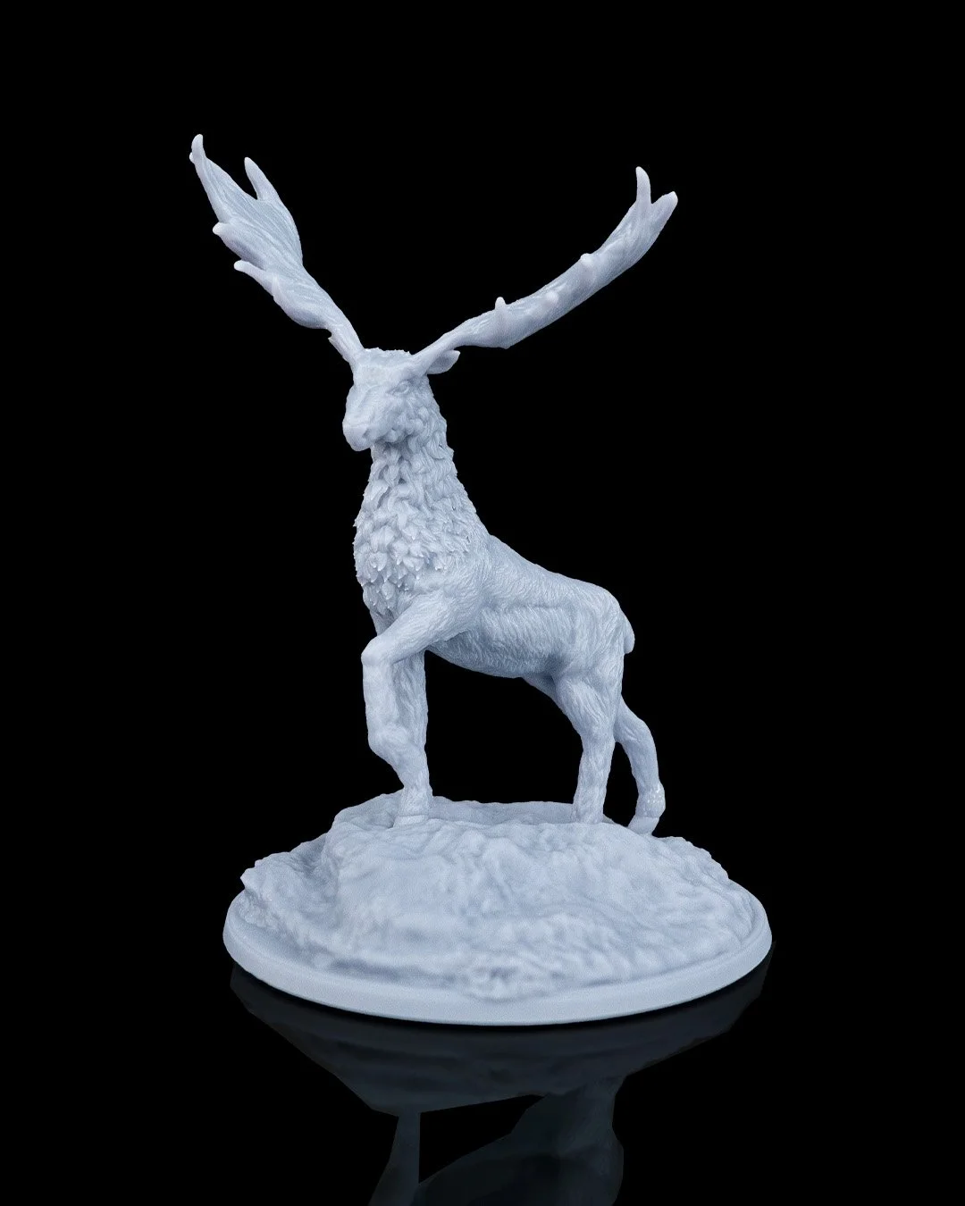 Vaelor the Giant Elk printed by Mythic Forge