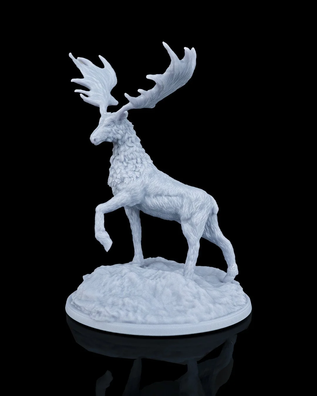 Vaelor the Giant Elk printed by Mythic Forge