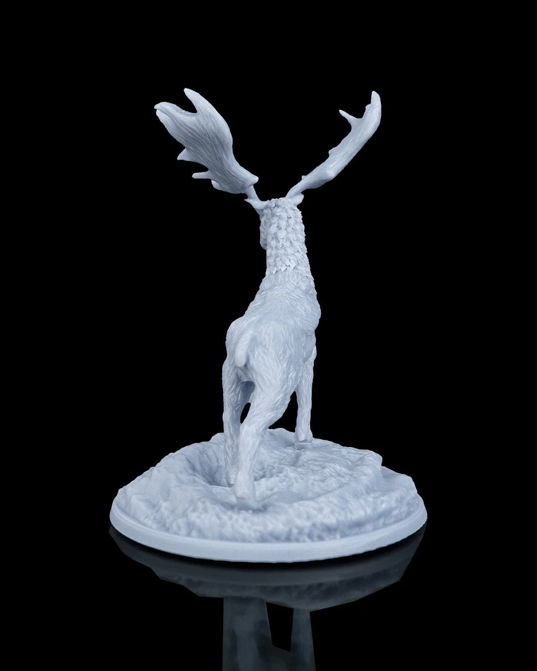 Vaelor the Giant Elk printed by Mythic Forge