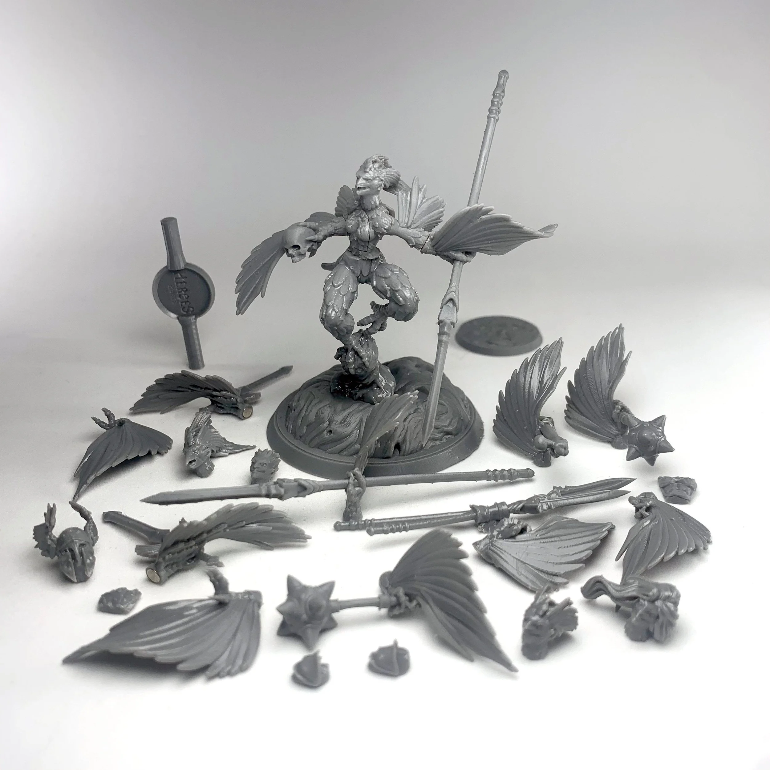 Modular RPG - Swapmini Harpy - Lyvielle - Bundle modular miniature printed by Mythic Forge