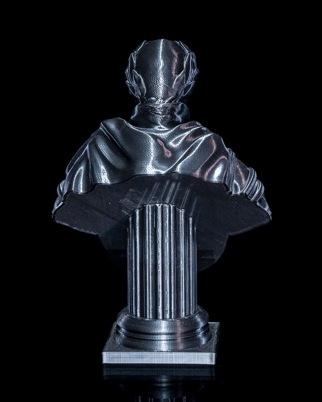 Centurion Bust resin painting bust printed by Mythic Forge