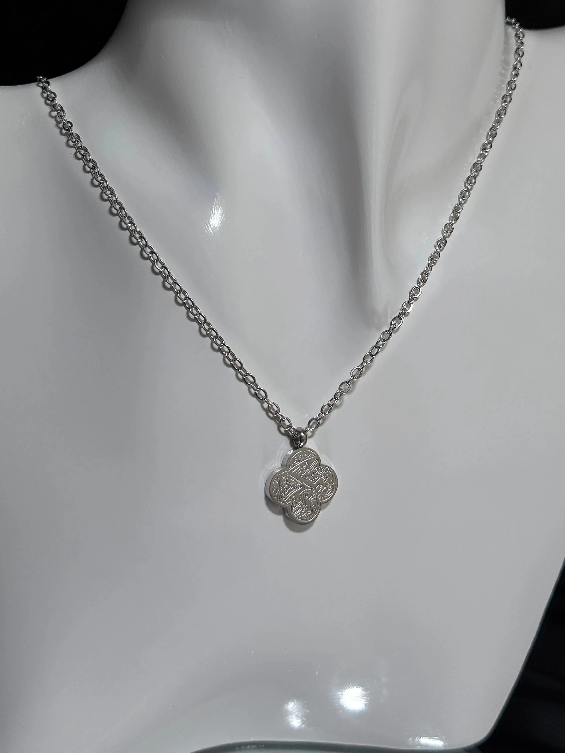 Silver Shukr Necklace - Platinum Plated