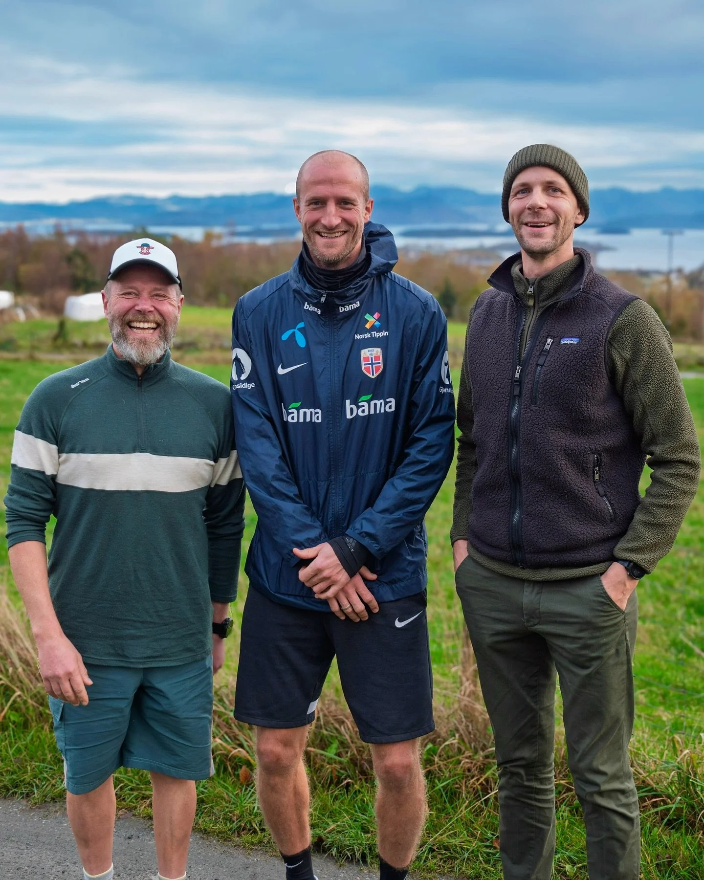 #208 - Brede Hangeland 🎧

I likhet med bonden v&aring;r, Kalle, startet ogs&aring; Brede Hangeland karrieren i fotballklubben Vidar. Men der Kalle valgte tuba og landbruksskolen, valgte Brede Viking, K&oslash;benhavn, Fulham, Crystal Palace og en sk