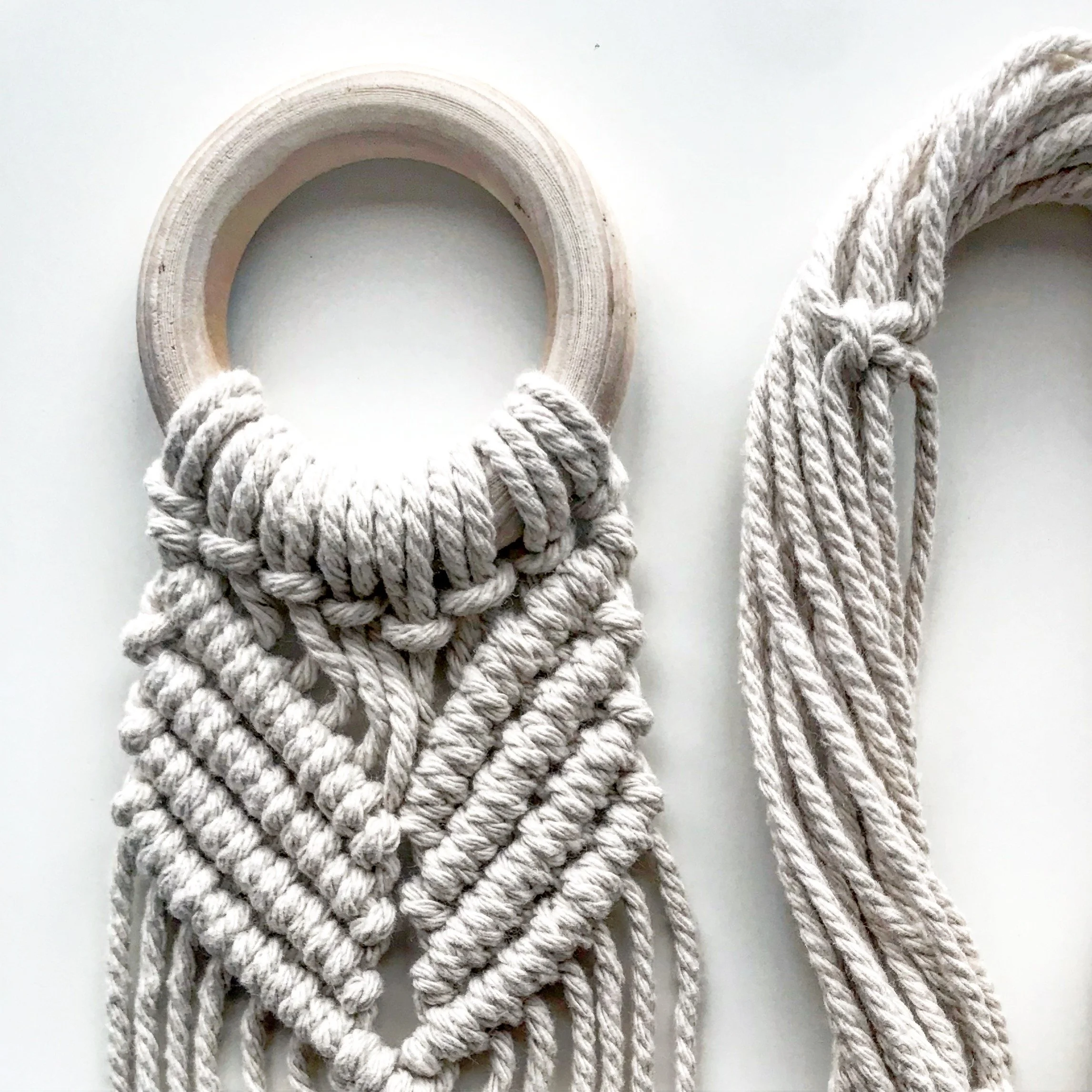 Create Your Wall Macramé Plant Hanger