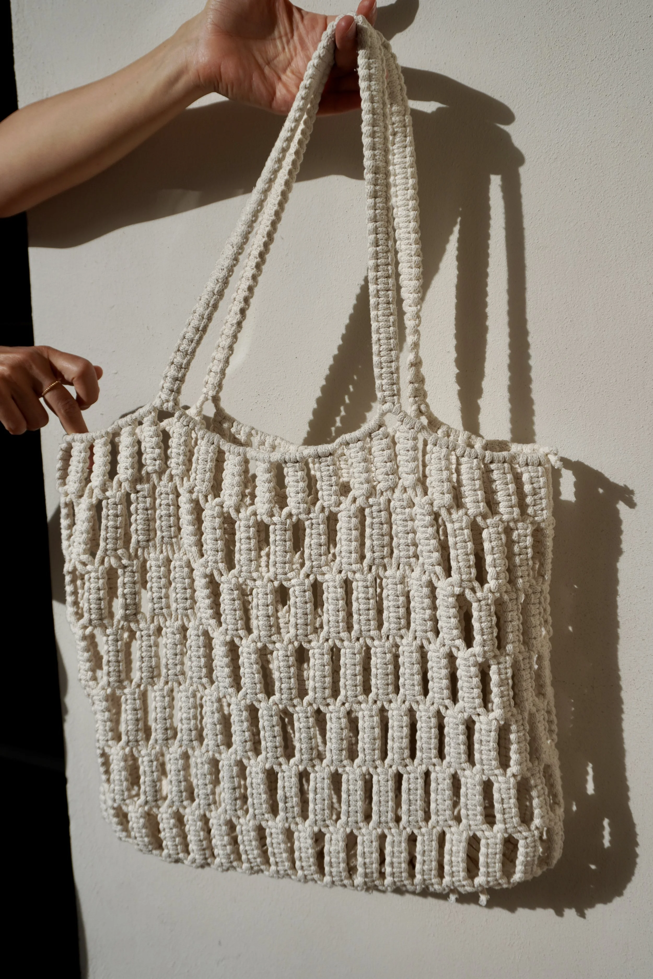 lesgoudesbag-foliebag-contemporarymacrame-handmade-xxlbag-macrame.jpg