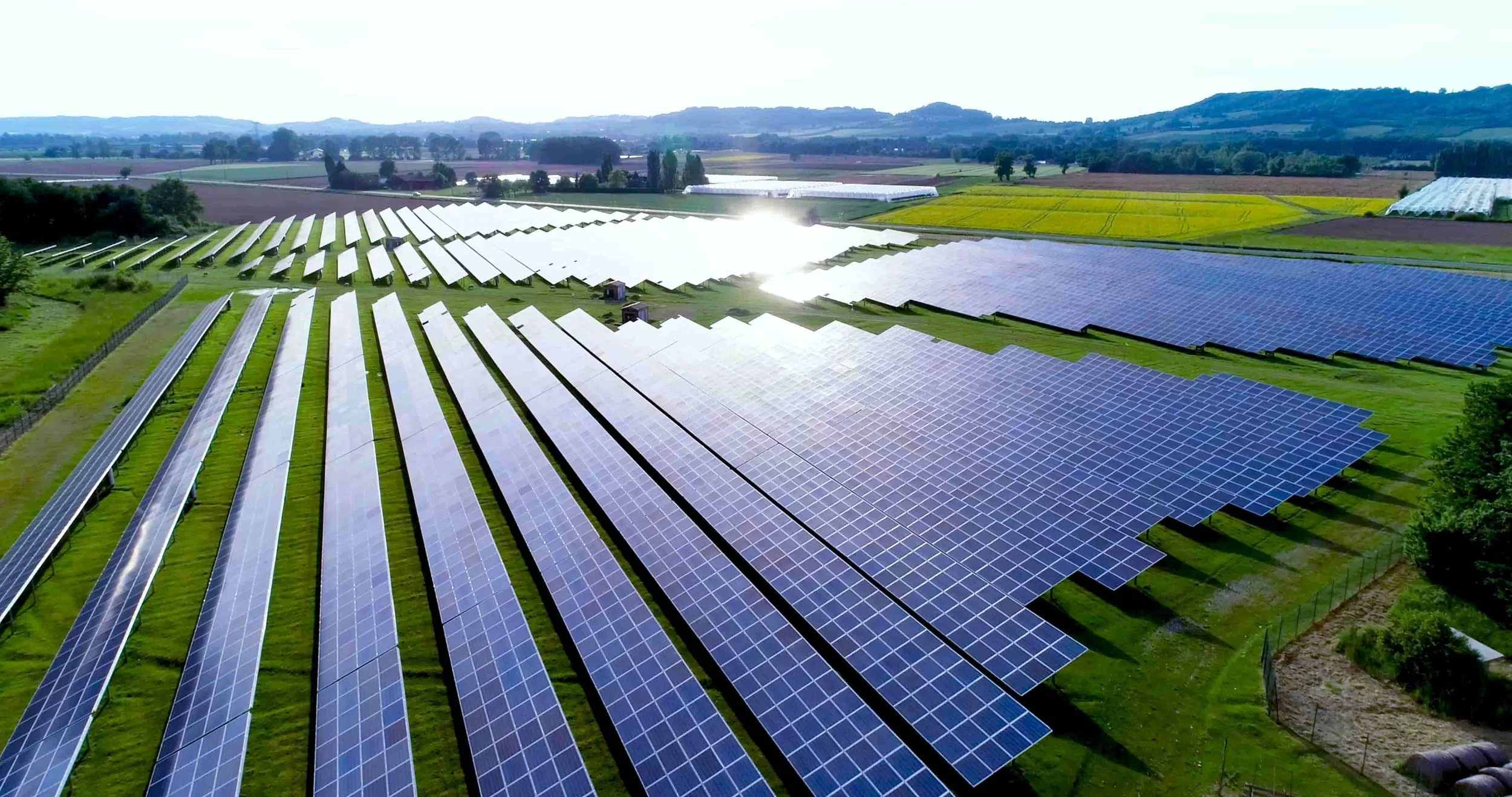 Solar Depositphotos_200954090_xl-2015.jpg