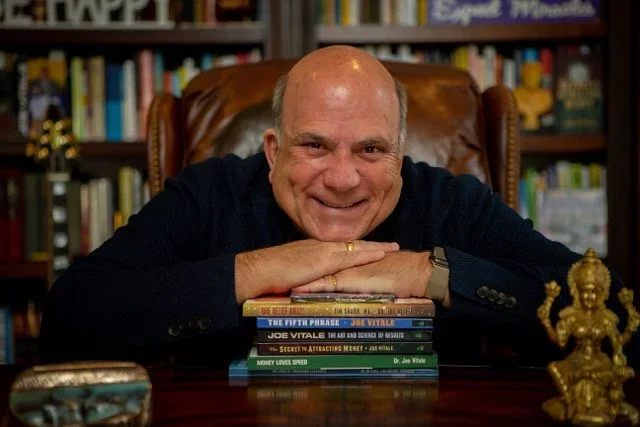 Dr Joe Vitale Press Photo 02-MED.webp