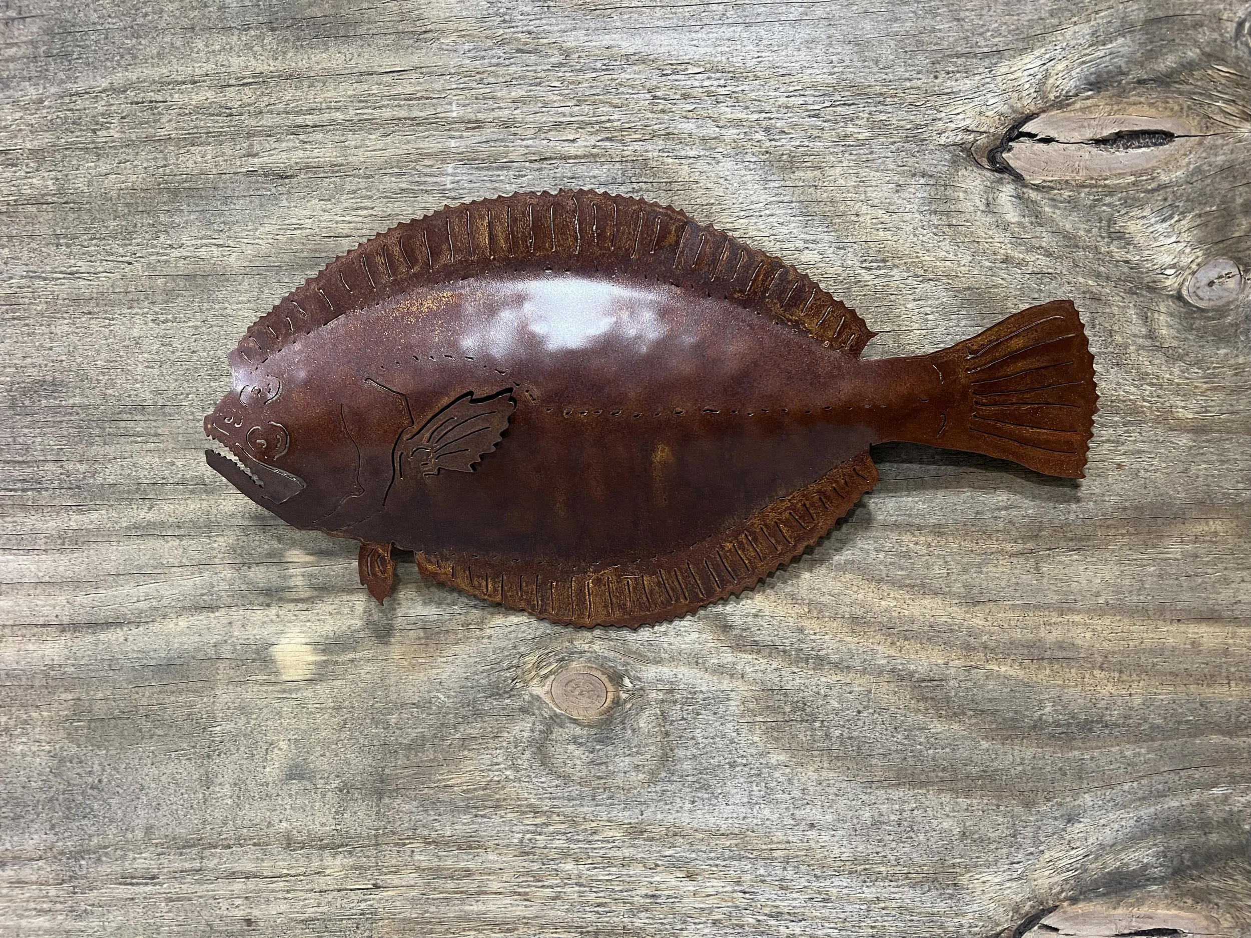 Flounder, 24" Left Facing, Forced Antique