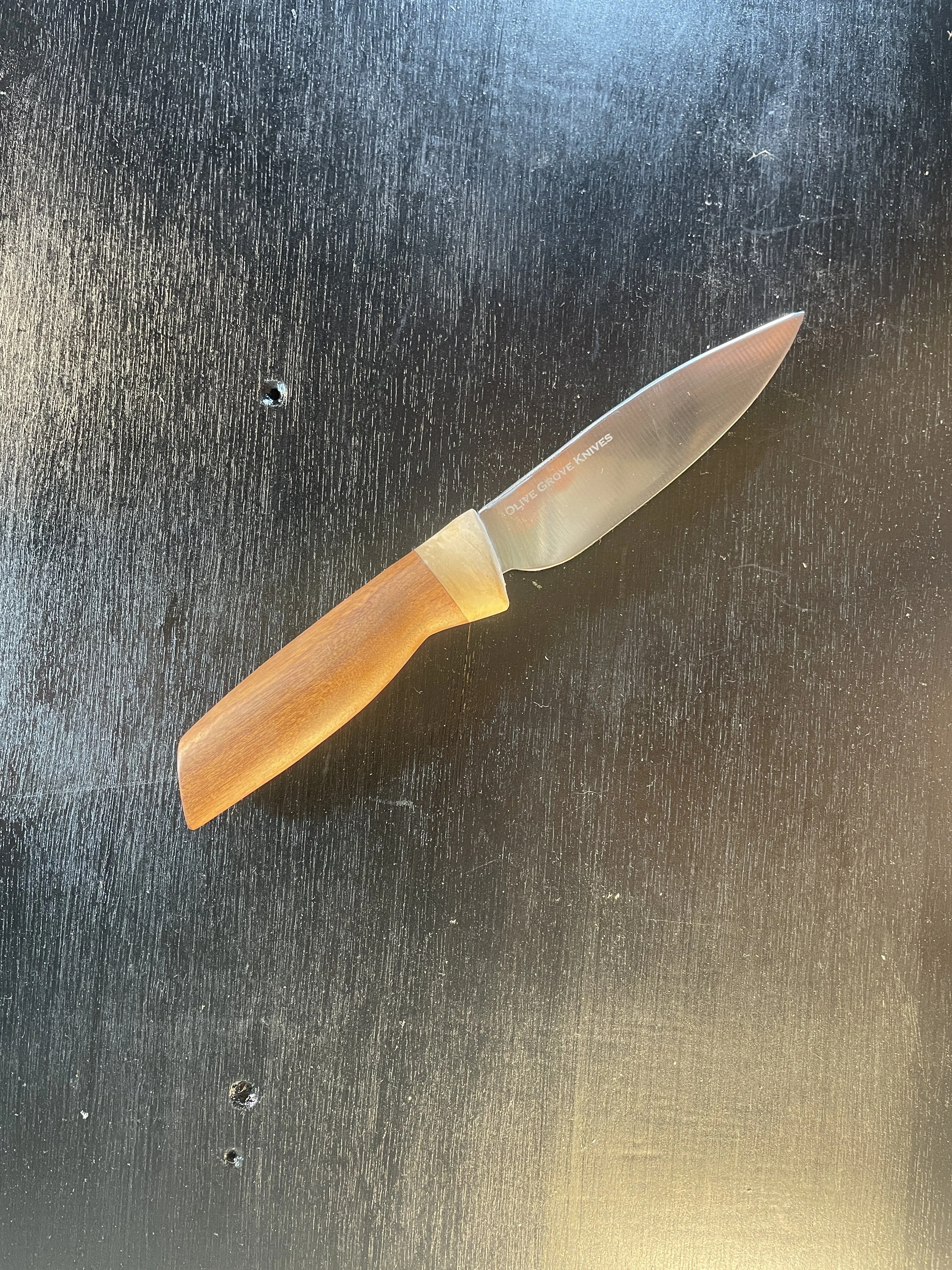 Utility Knife with a Rosewood Handle - 4 1/2"