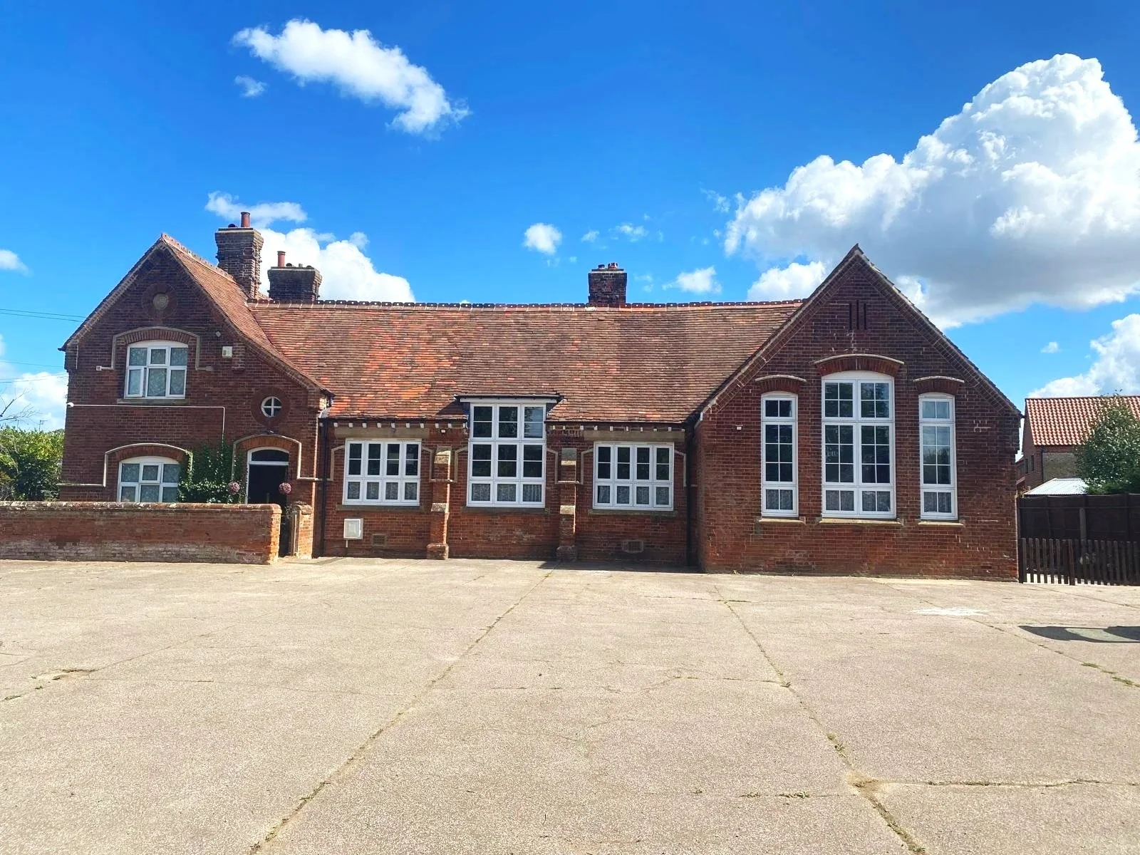 GET IN CONTACT WITH US BELOW 👇