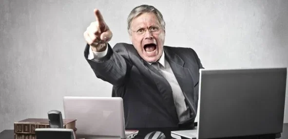 7 Signs of an Unhealthy Boss