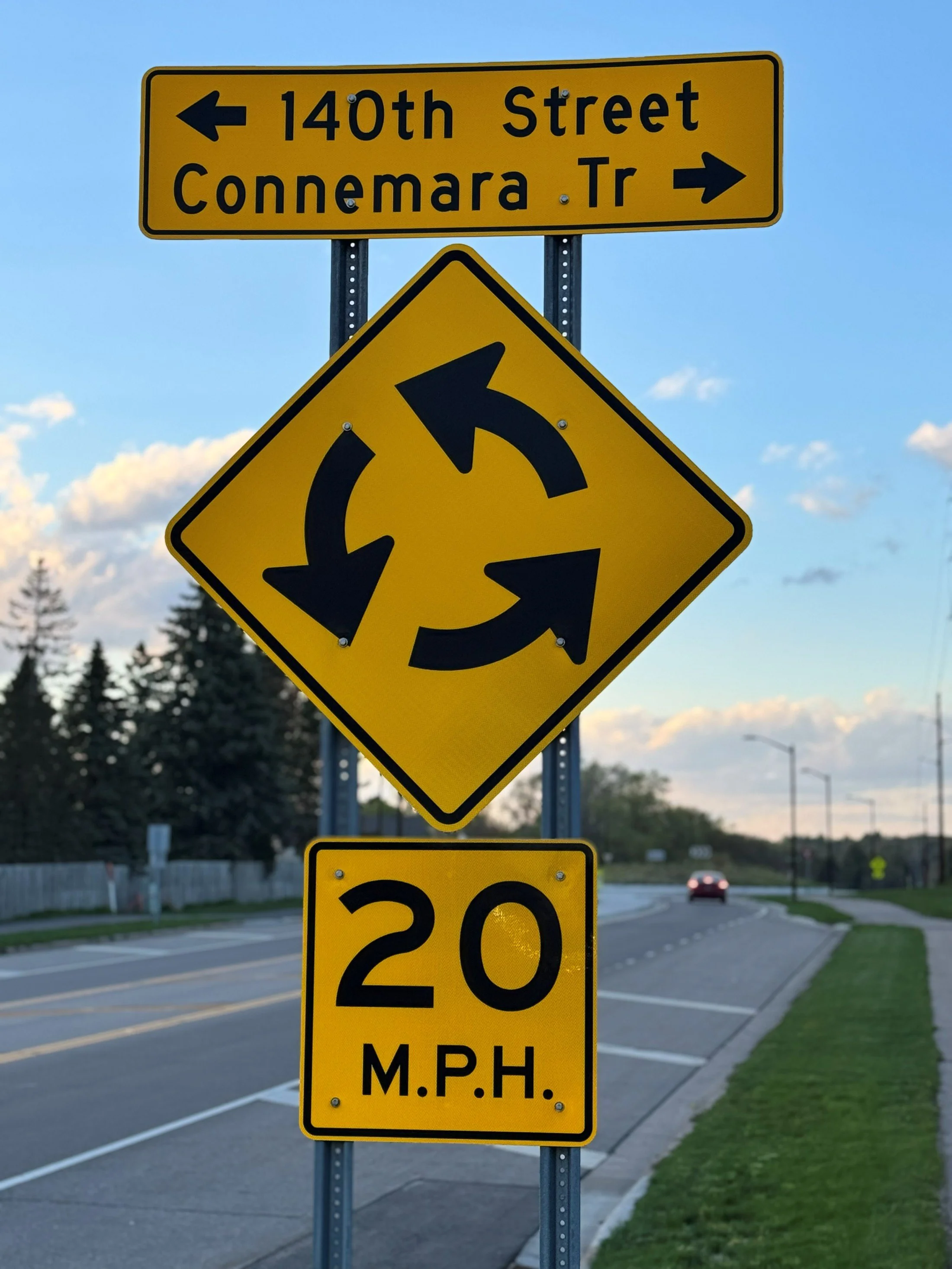 Roundabouts: How to Drive One Without the Panic