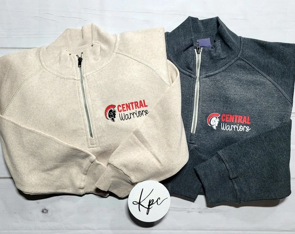 CENTRAL QUARTER ZIP SWEATSHIRT