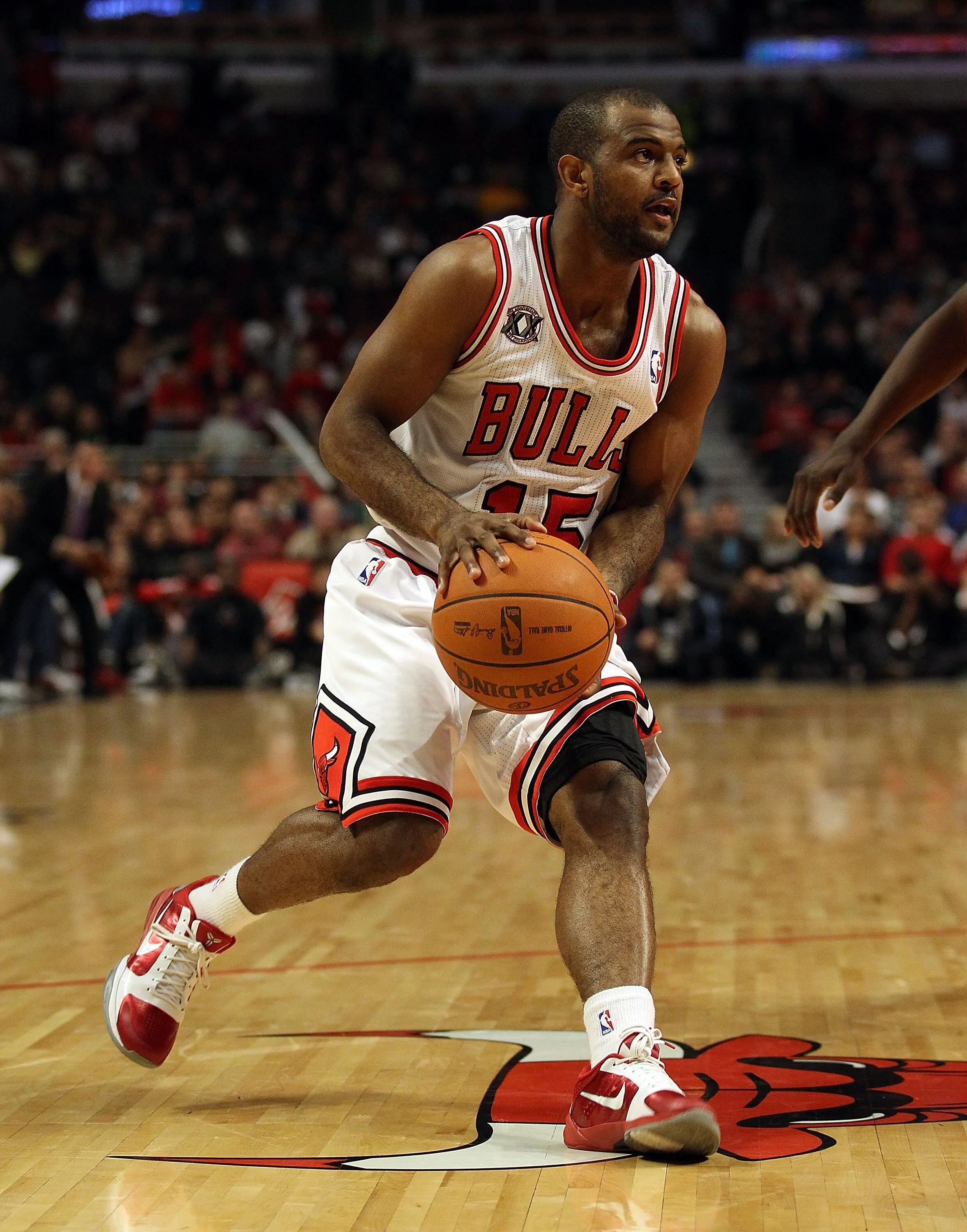 lucas_dribble.jpg