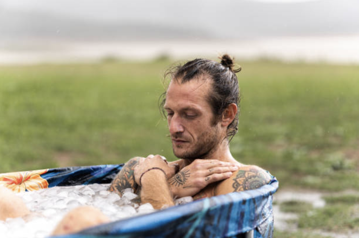 Role of Ice Baths in Reducing Muscle Soreness and Inflammation for Athletes