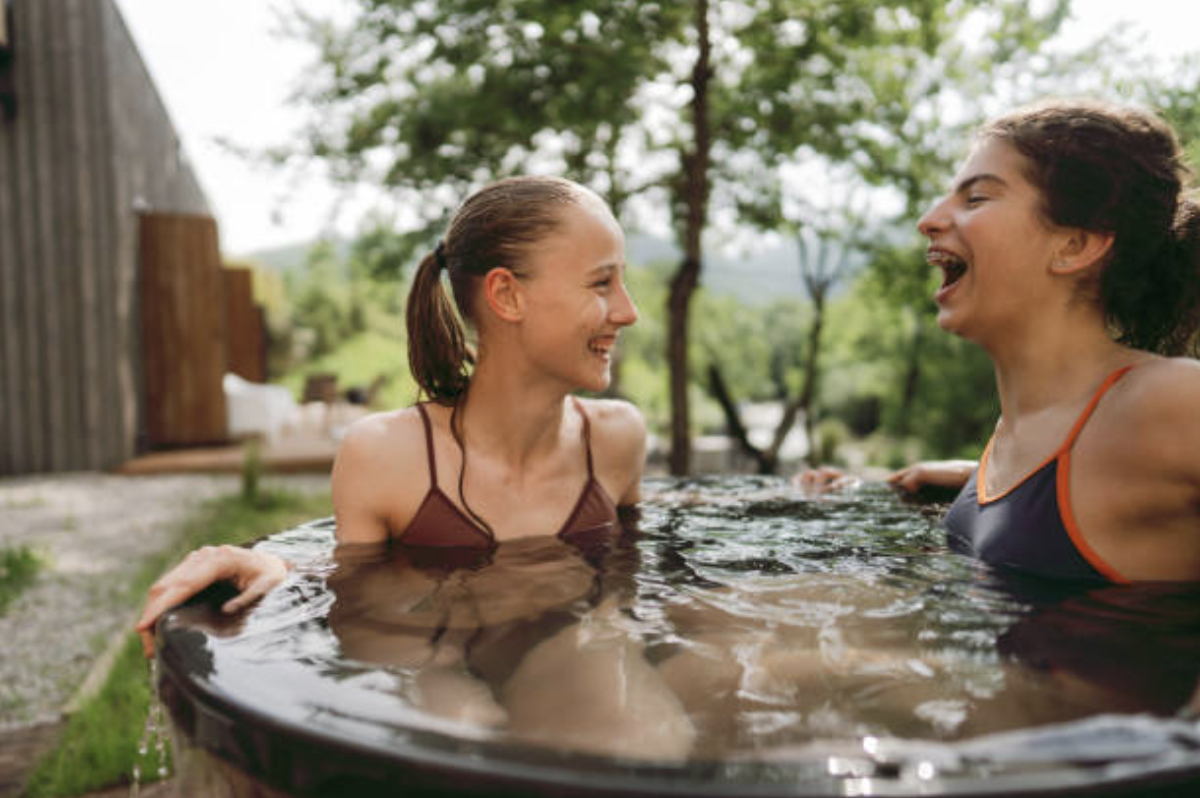 Relax and rejuvenate with guided cold plunge Dubai sessions