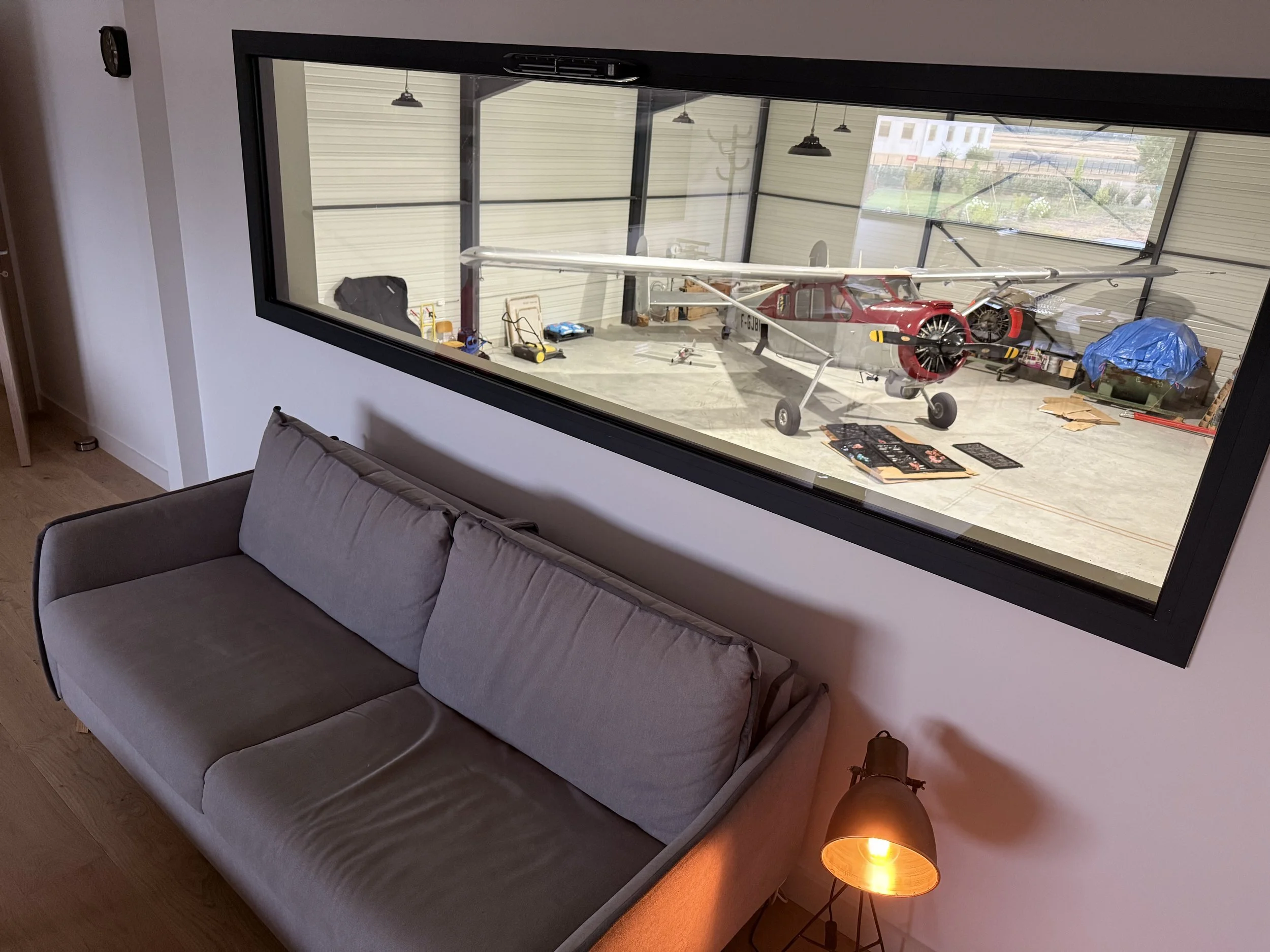 Vue dans le hangar